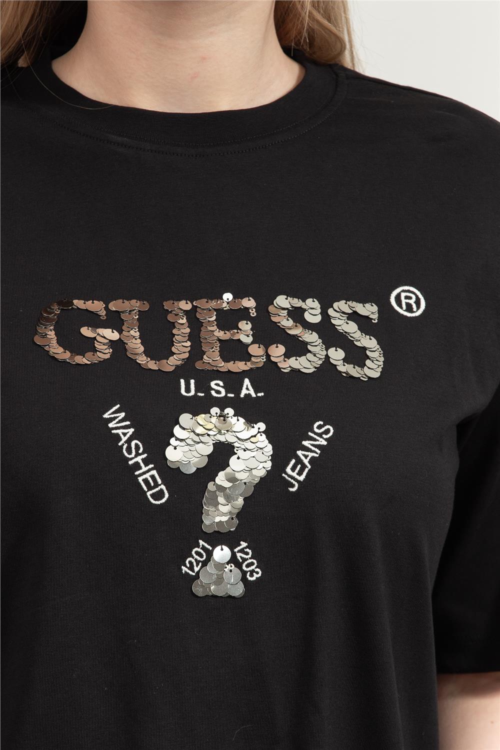 Guess Aurélie Kadın Aktif Boxy Fit T-Shirt
