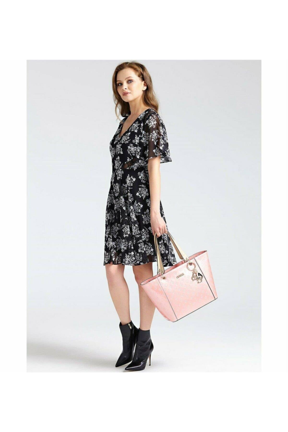 Guess Çanta