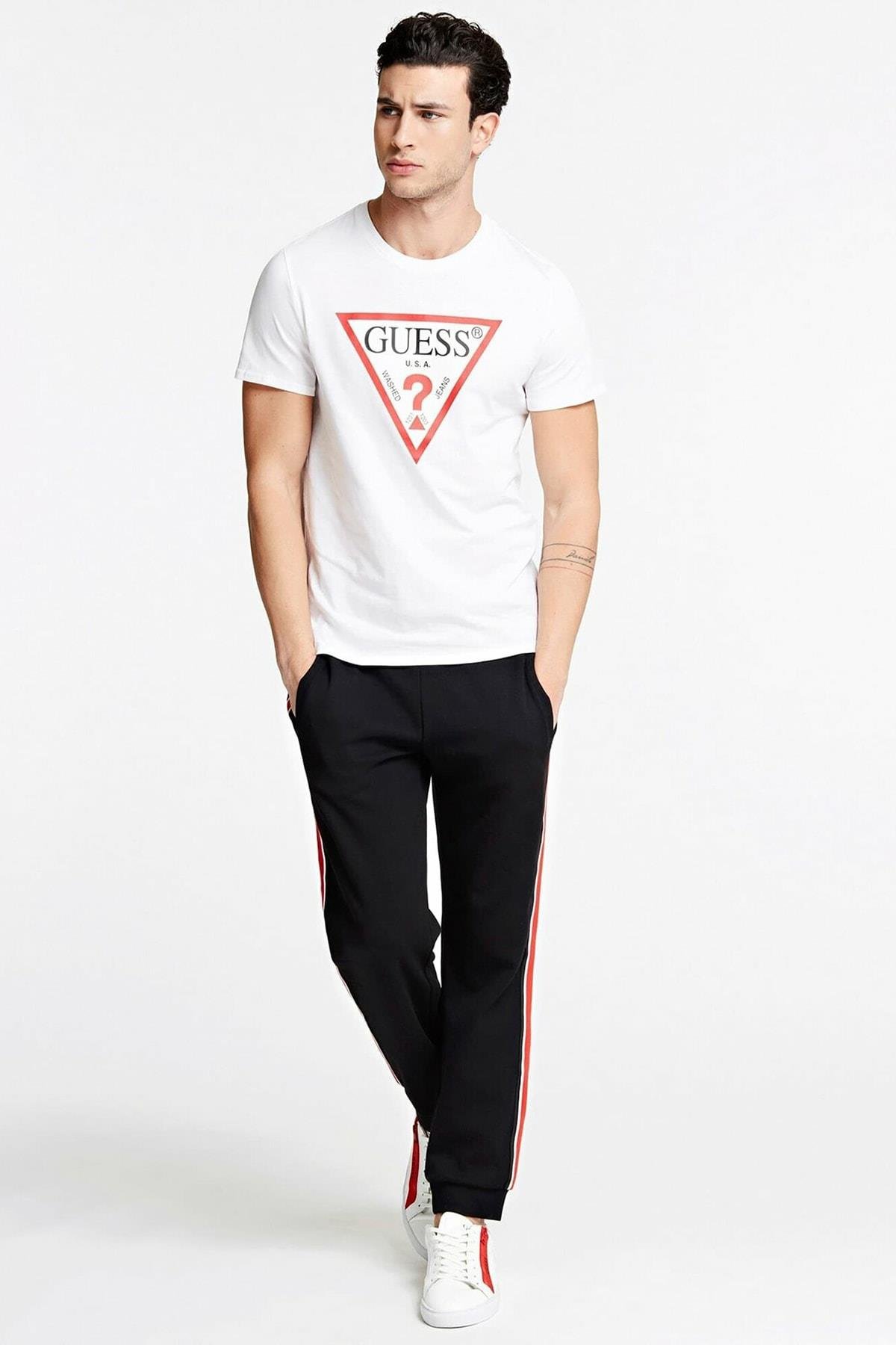 Guess CN SS Original Logo Tee  Erkek Bisiklet Yaka Kısa Kollu T-Shirt