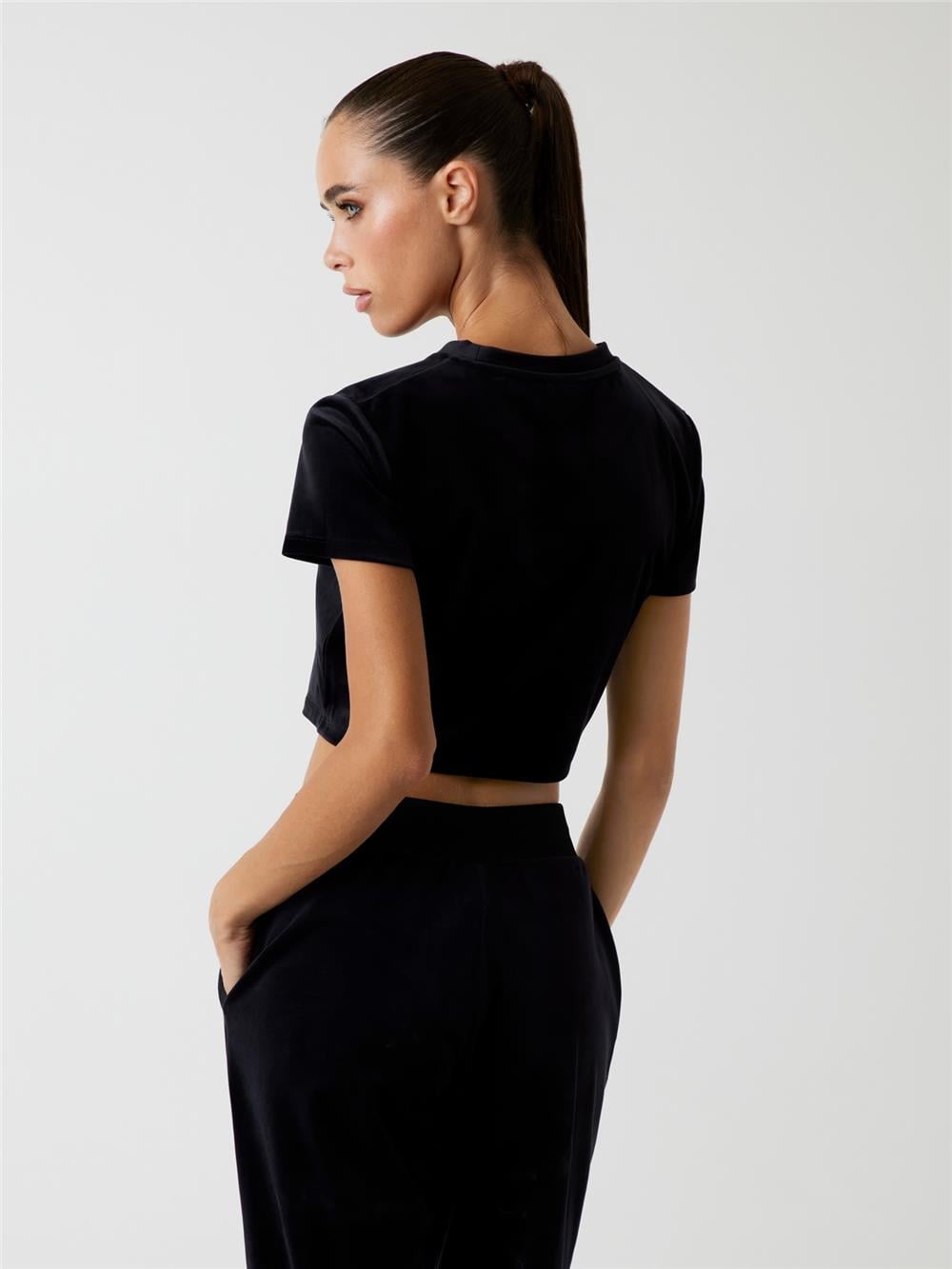 Guess Couture Kadın Aktif Boxy Fit T-Shirt