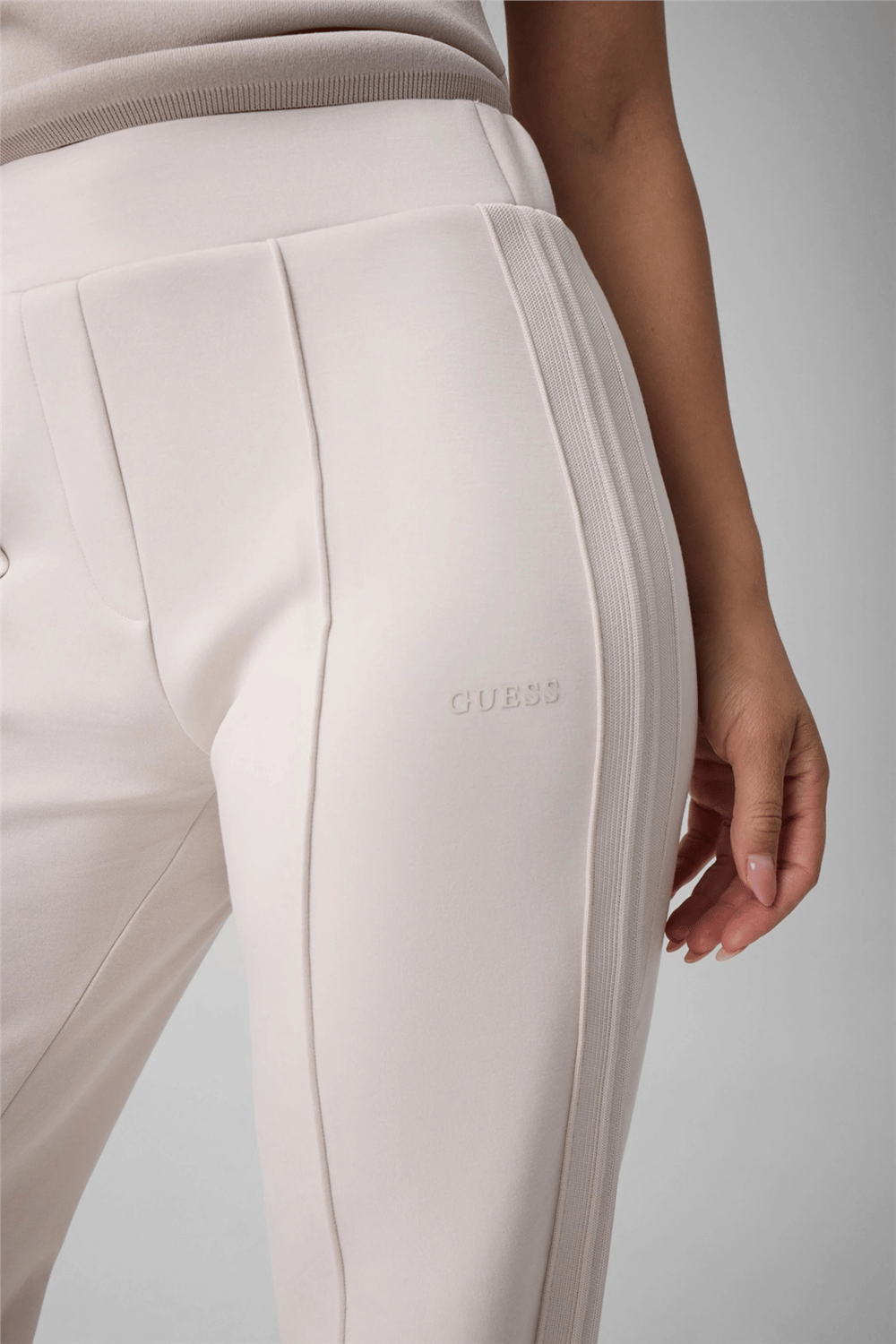 Guess Lyra Kadın Aktif Modal Karışımlı Regular Fit Eşofman Altı Parlement Mavi