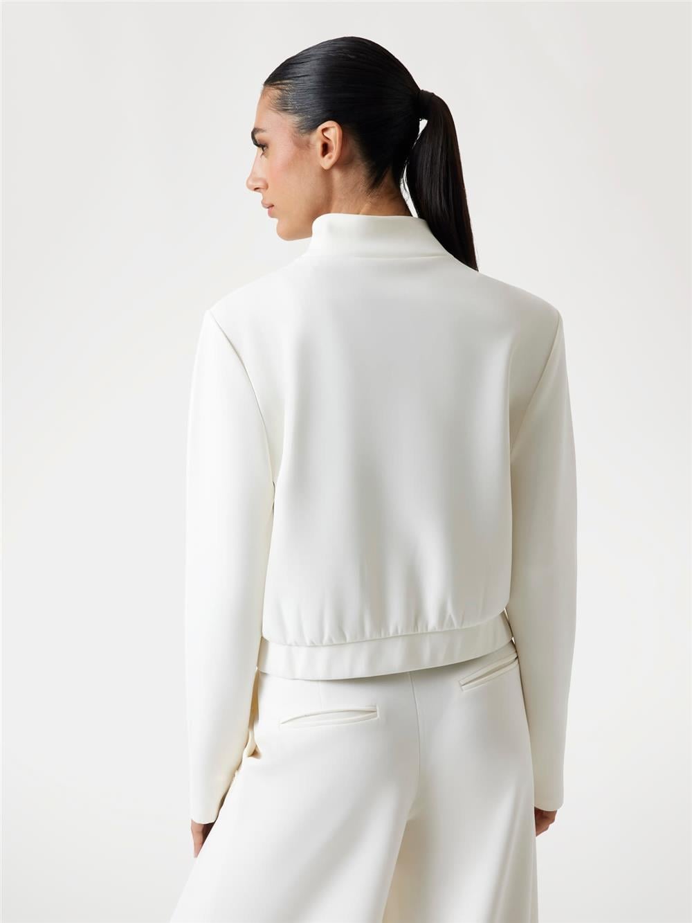 Guess Olympe Kadın Aktif Modal Karışımlı Scuba Bisiklet Yaka Sweatshirt