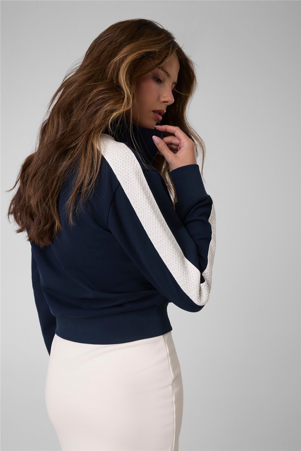 Guess Phoebe Kadın Aktif Fermuarlı Sweatshirt Lacivert