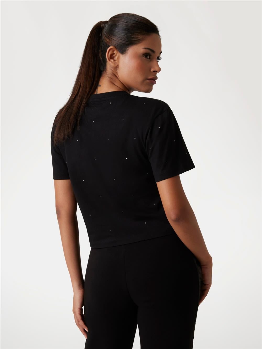 Guess Primula Kadın Aktif Boxy Fit T-Shirt