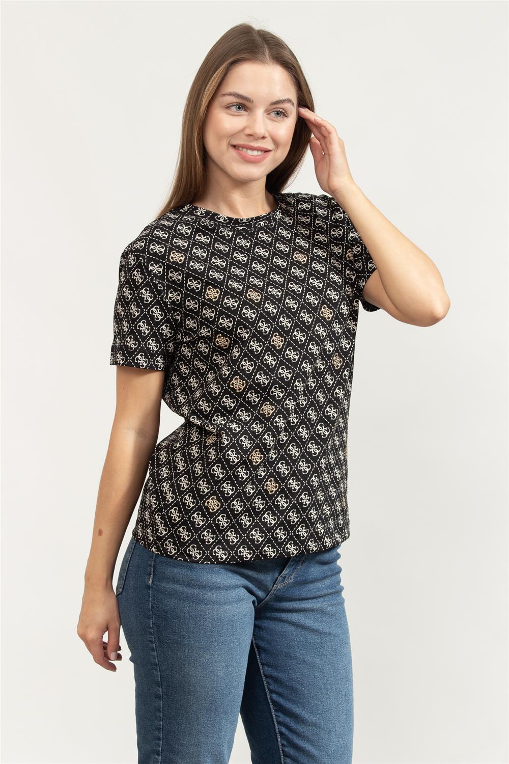 Guess Rhombus Kadın Aktif Regular Fit T-Shirt