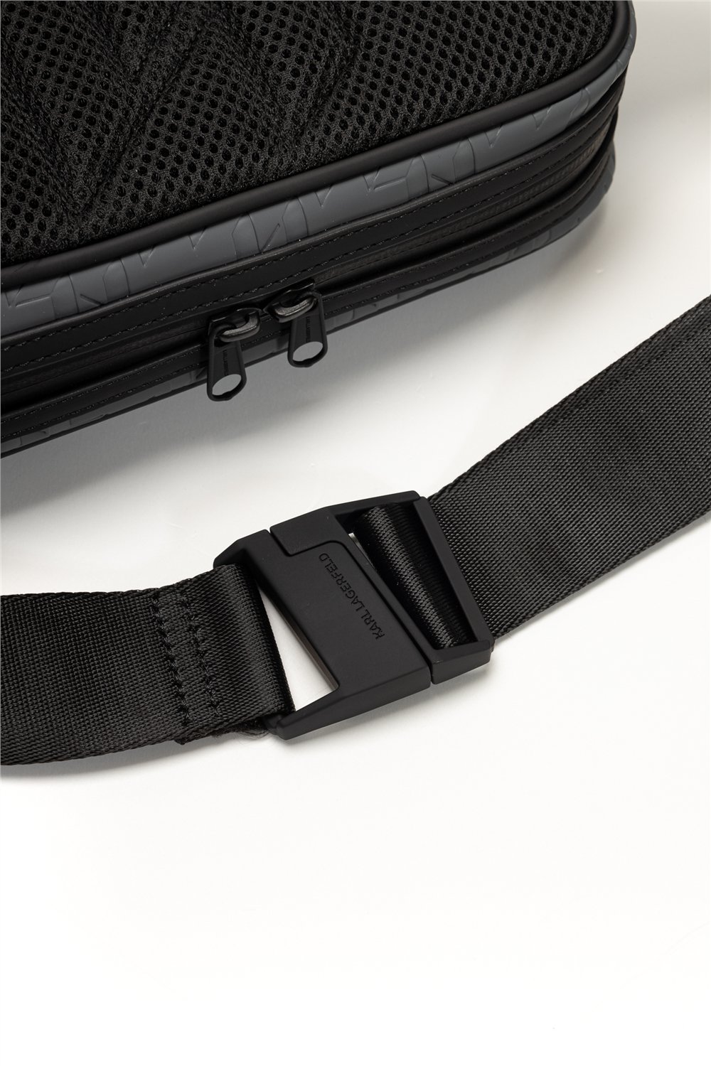 Karl Lagerfeld K/Monogram Weatherproof Erkek Reporter Çanta