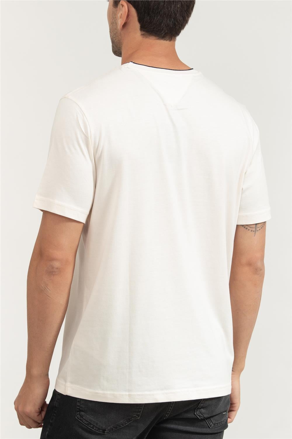 Tommy Hilfiger Erkek Bisiklet Yaka T-Shirt
