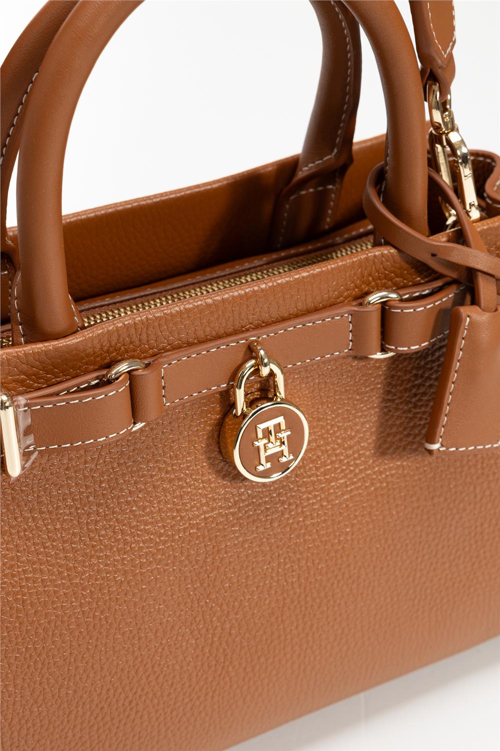 Tommy Hilfiger Kadın Mini Omuz Çantası