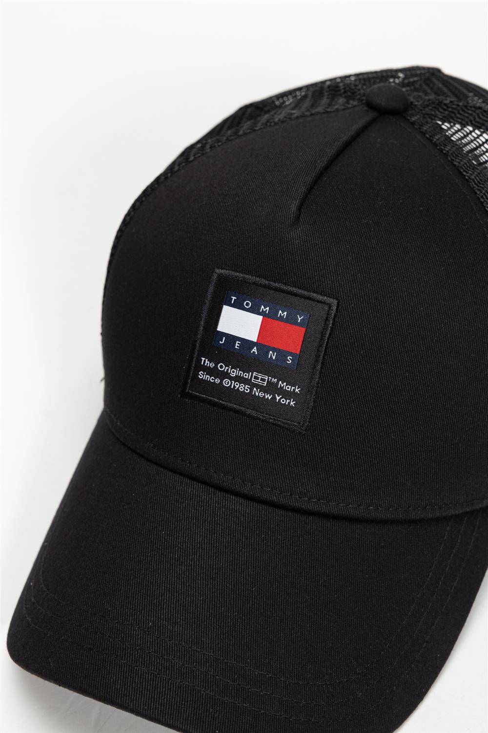 Tommy Hilfiger Modern Patch Trucker Erkek Baseball Şapka