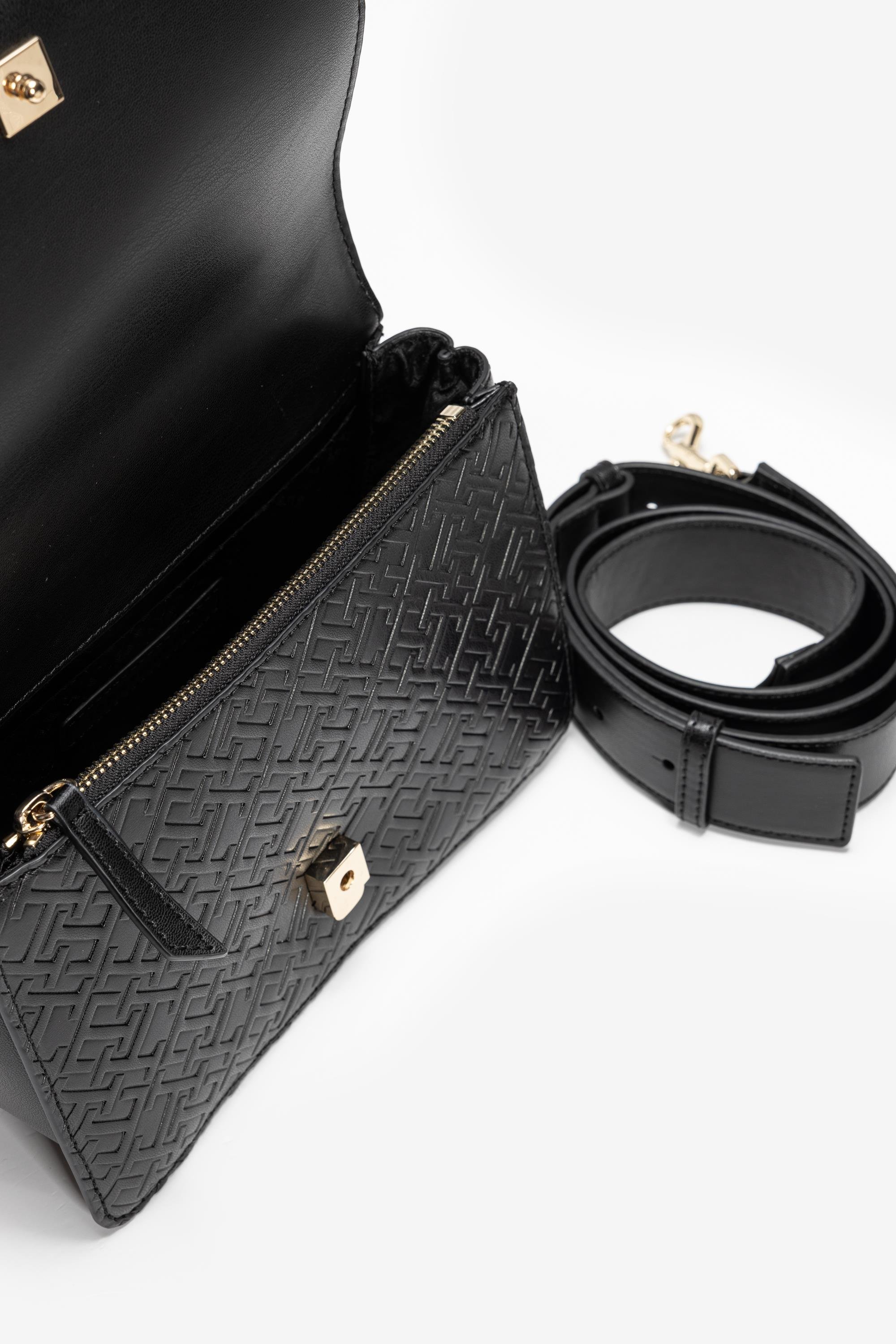 Tommy Hilfiger Refined Med Crossover Mono Kadın Mini Omuz Çantası