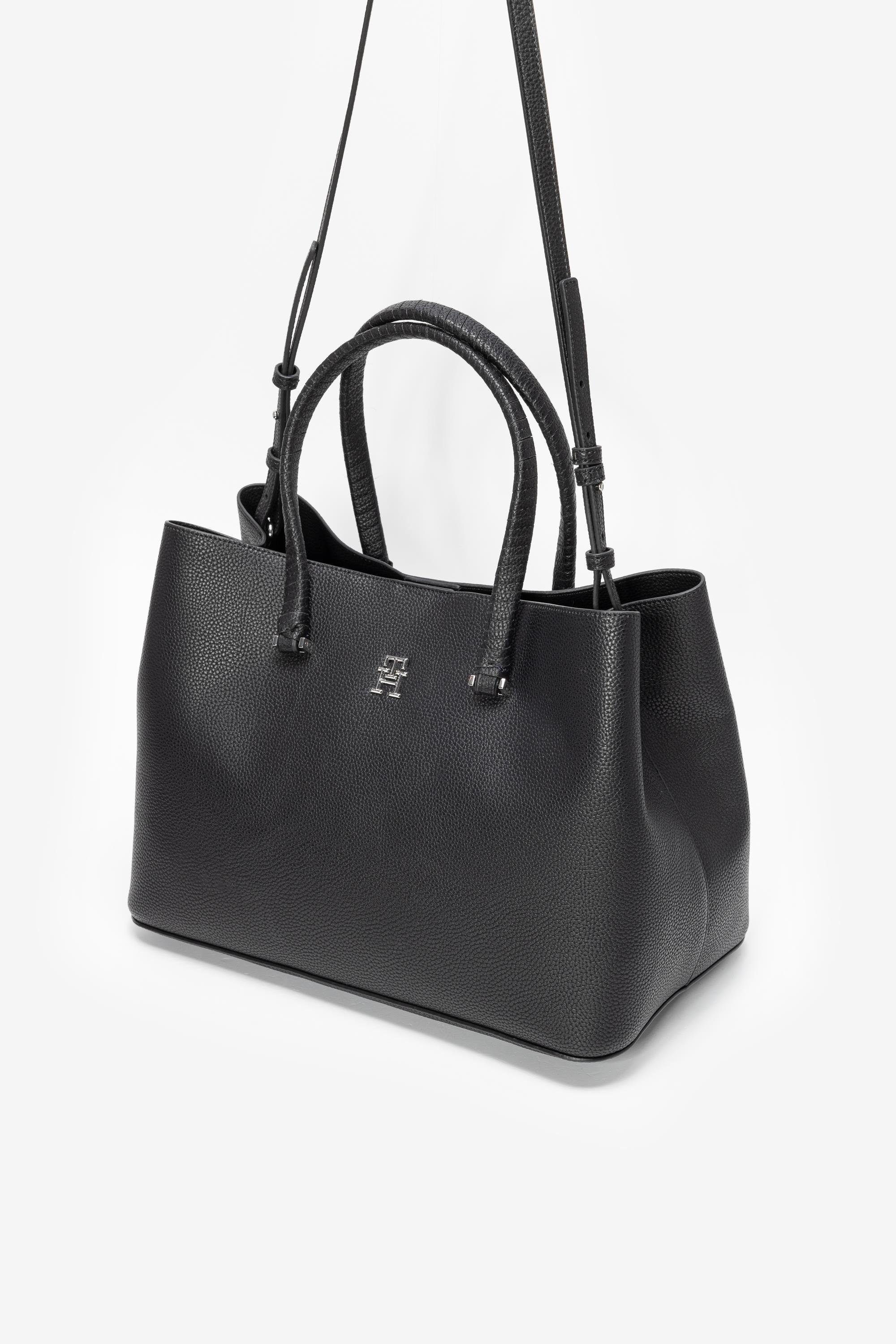 Tommy Hilfiger Th Emblem Satchel Kadın Omuz Çantası