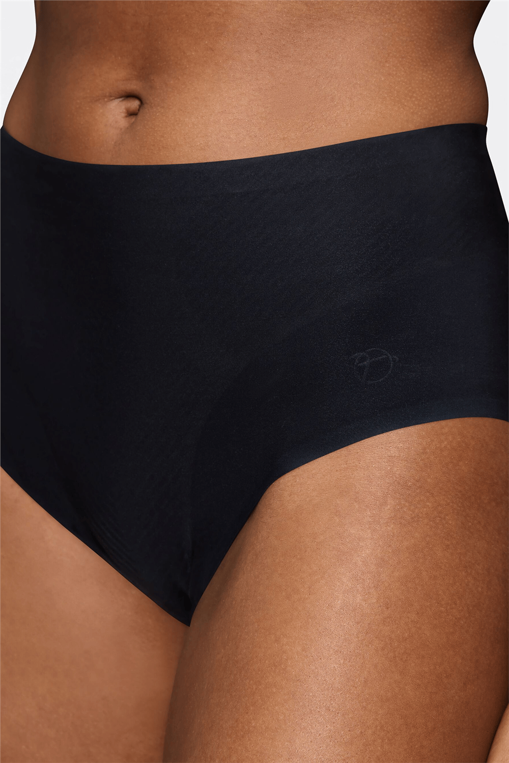 Triumph BMU Illusion Curve Maxi Kadın Külot