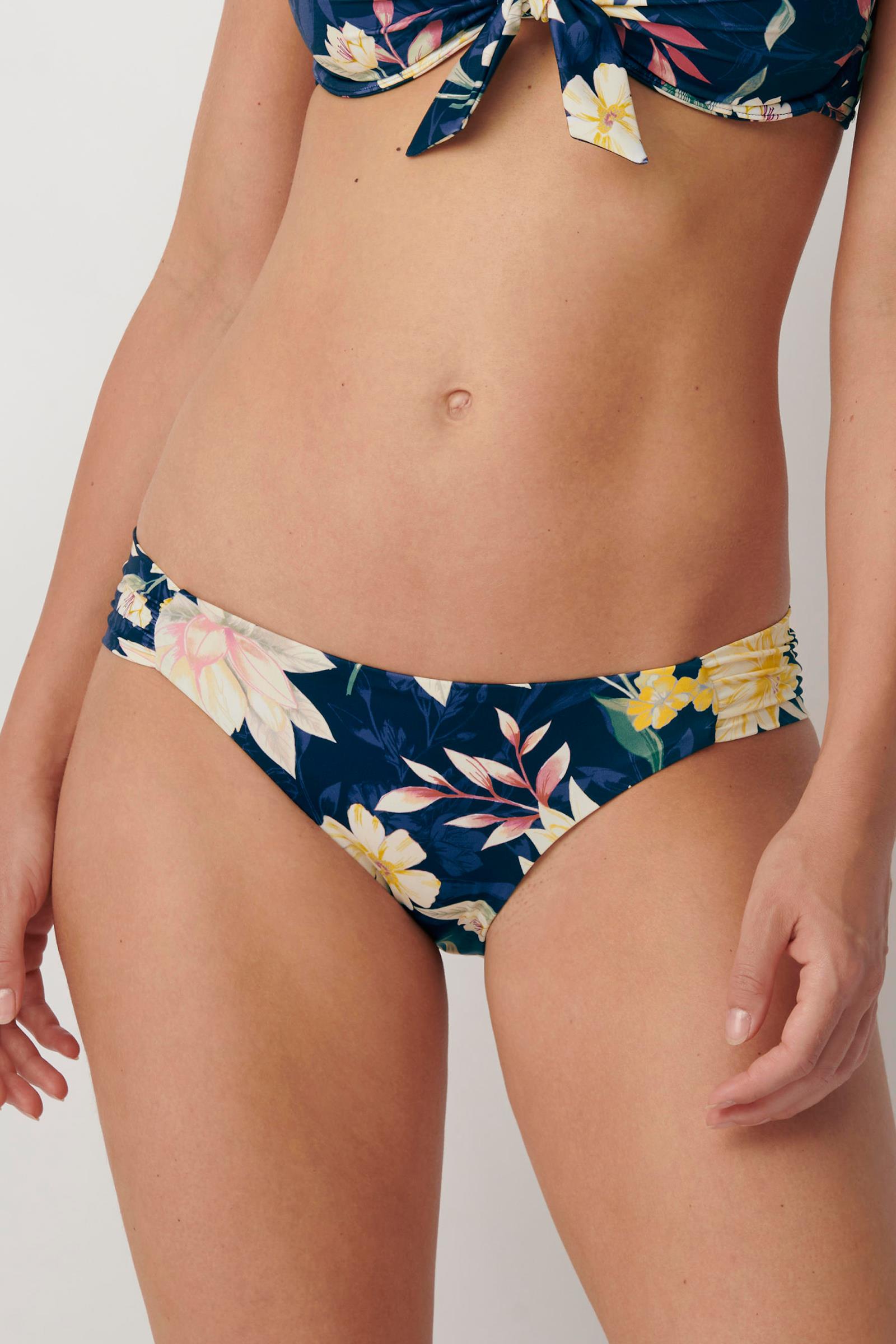 Triumph Botanical Leaf Mini Bikini Altı