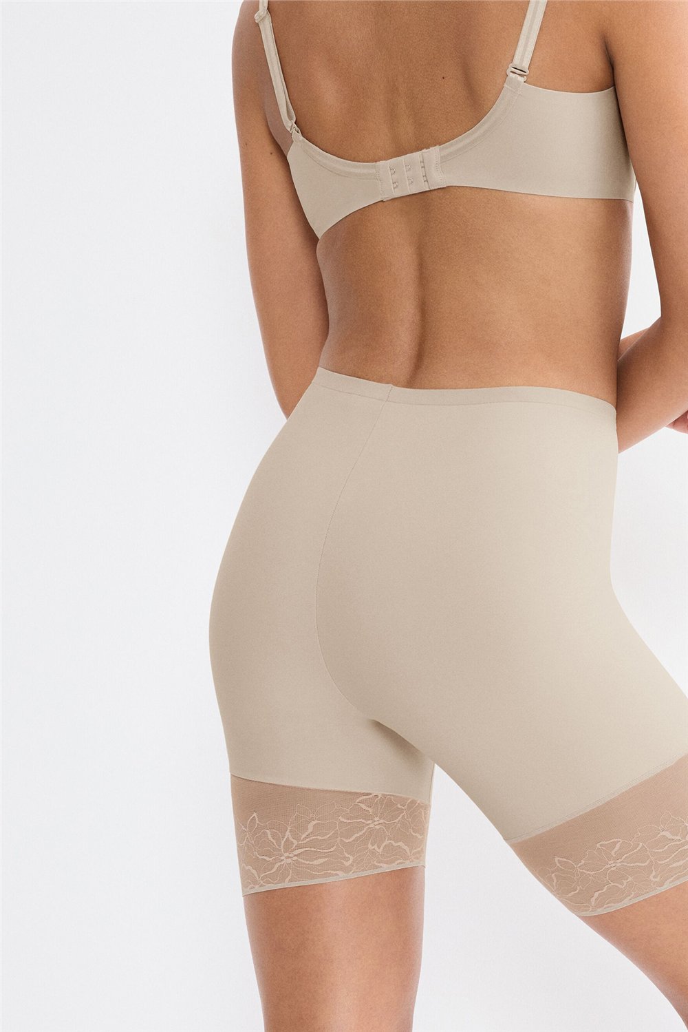 Triumph Comfort Contour Mid-Thigh Panty Kadın Korse Bej
