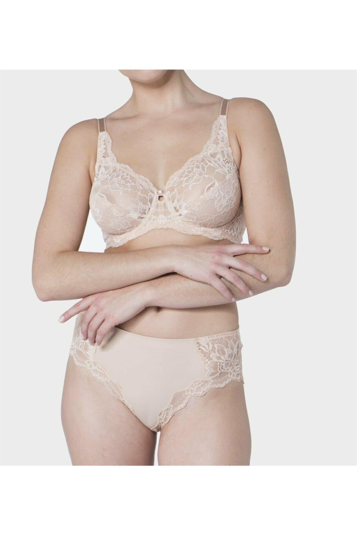 Triumph Dantelli İçi Boş Balenli Şık Sütyen