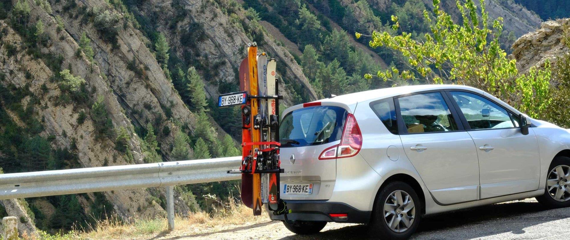 Buzz Rack Buzz Ski Kayak Ve Snowboard Çeki Demiri Taşıyıcı