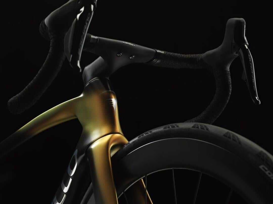 NEW DOGMA F SRAM RED AXS 2025