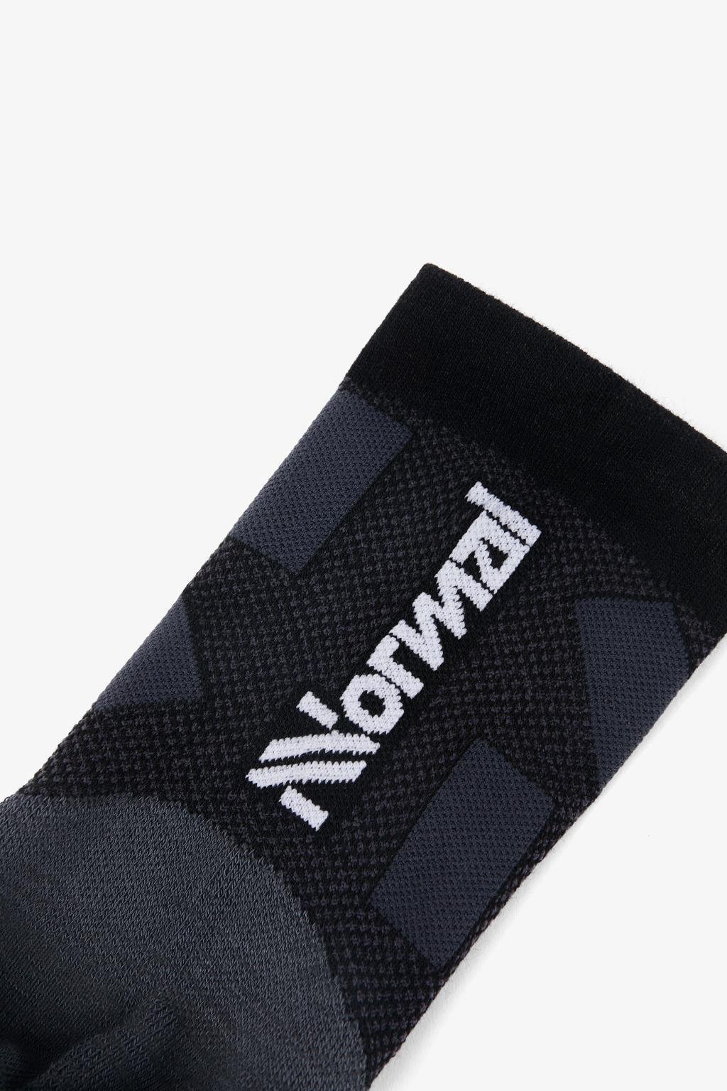 NNormal Race Sock Kısa Kesim Siyah Koşu Çorabı