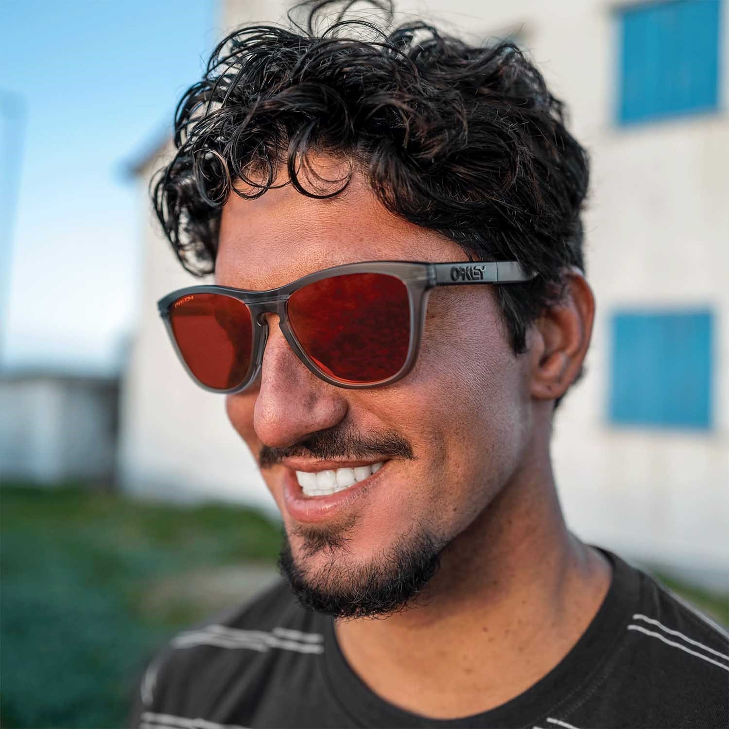 Oakley Frogskins Range Erkek Gözlük