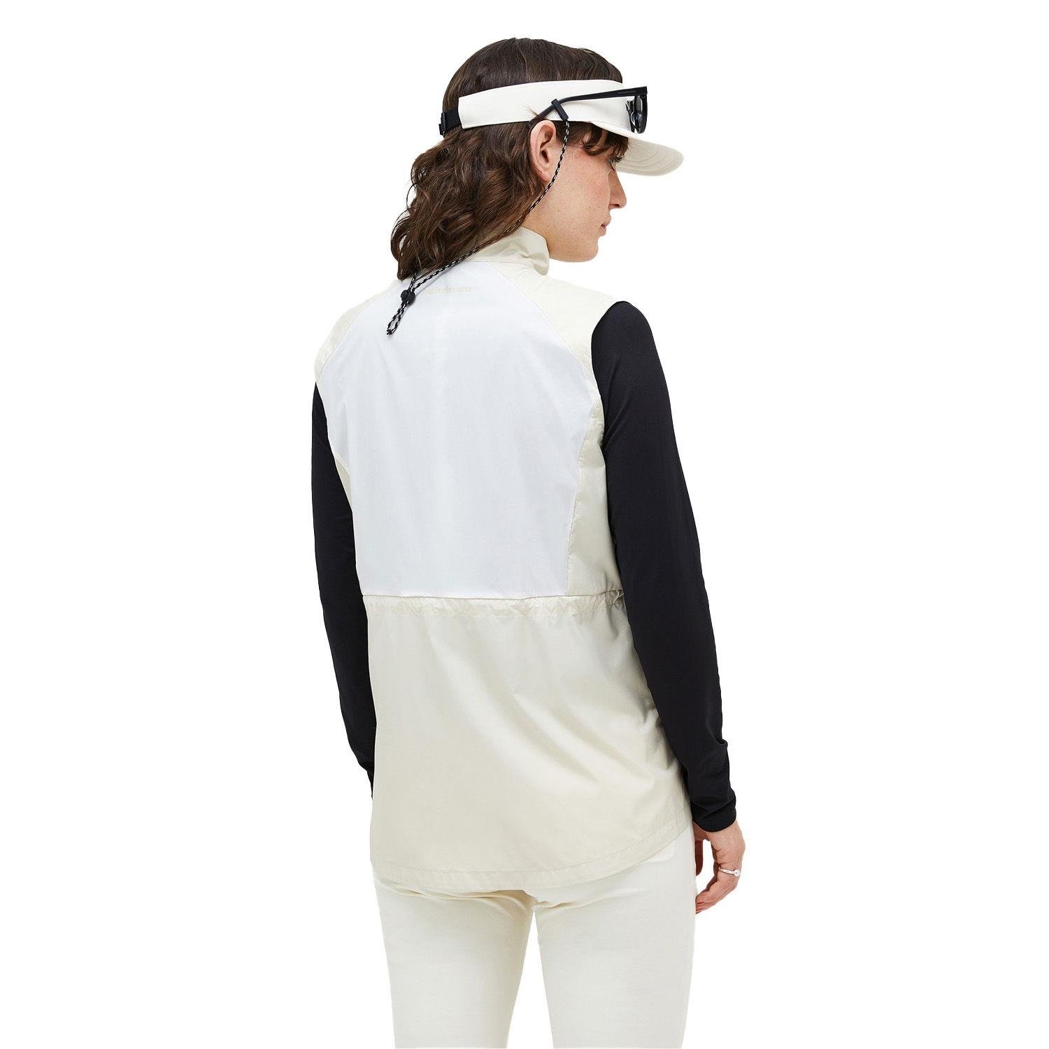 Peak Performance Kadın Yelek W Wind Vest Sand Fog/Offwhite