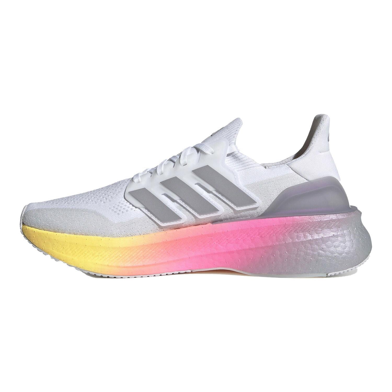ULTRABOOST 5 W
