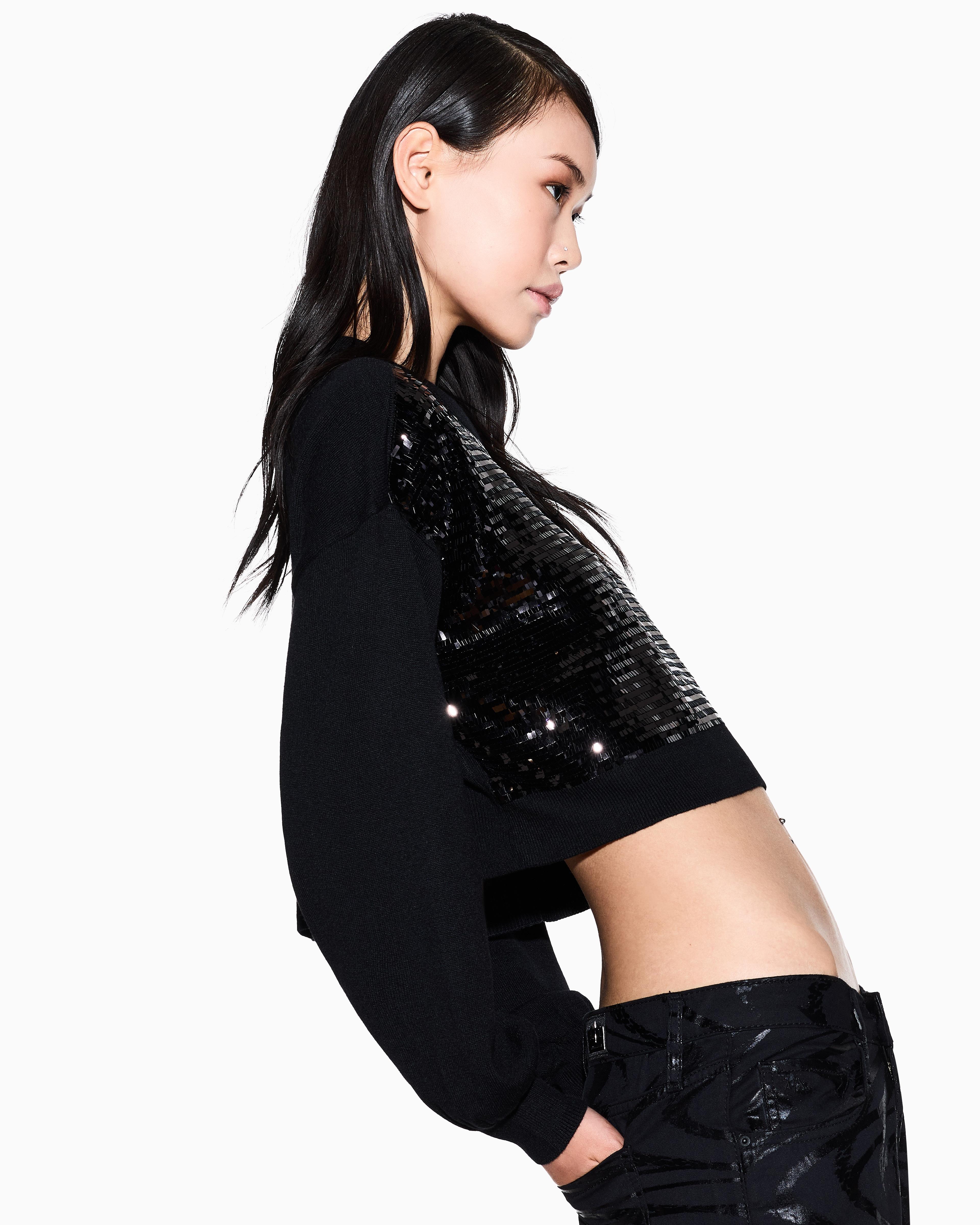 Armani Exchange Armani Exchange Kadın Normal Kalıp Önü Pul Payet Desenli Yuvarlak Yaka Uzun Kollu Siyah Kazak XW001326 AF16682-MC117