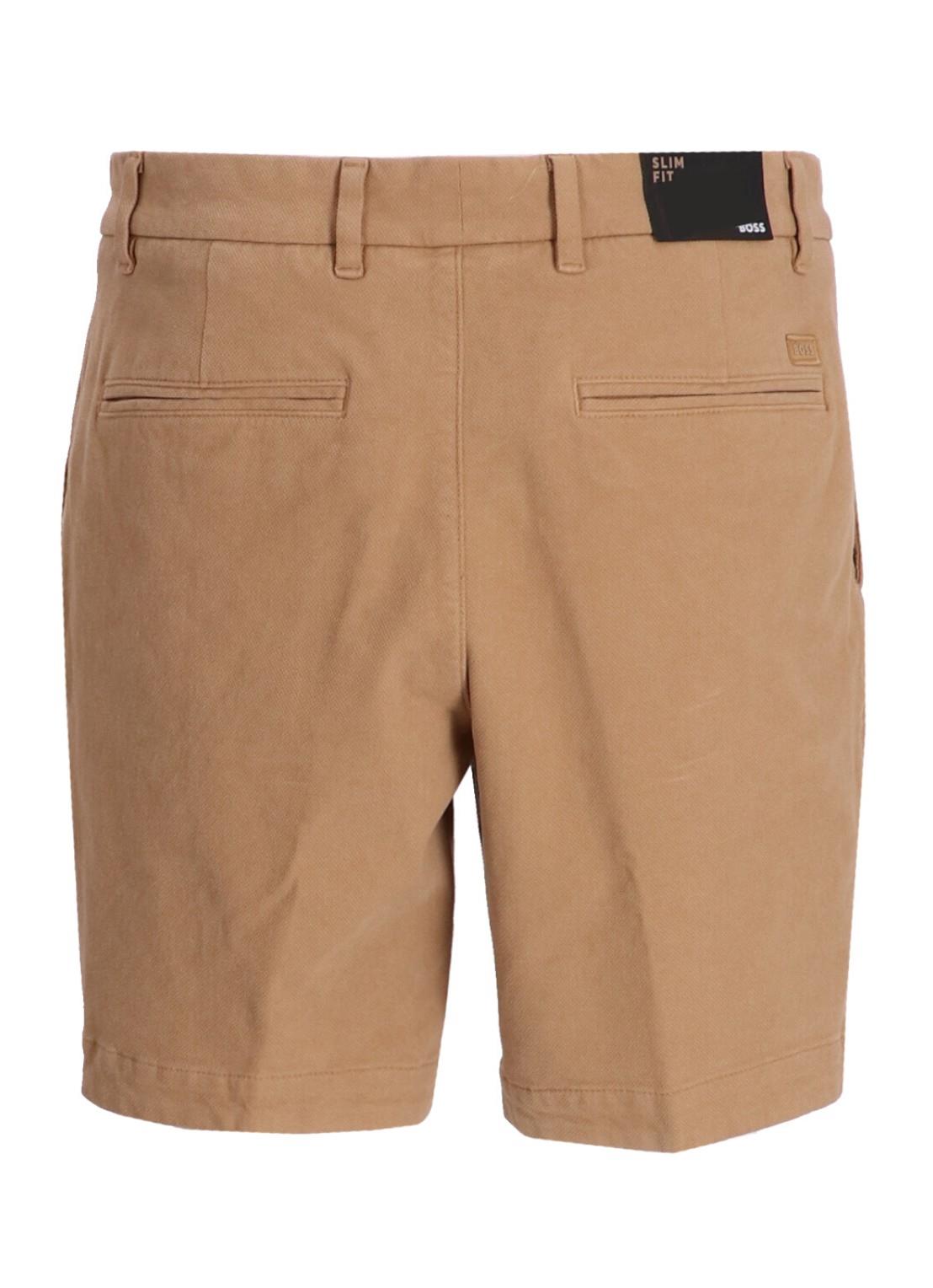 BOSS  BOSS Erkek Normal Bel Diz Üstü Cep Ve Kemer Detaylı Kahverengi Şort 50543951-260
