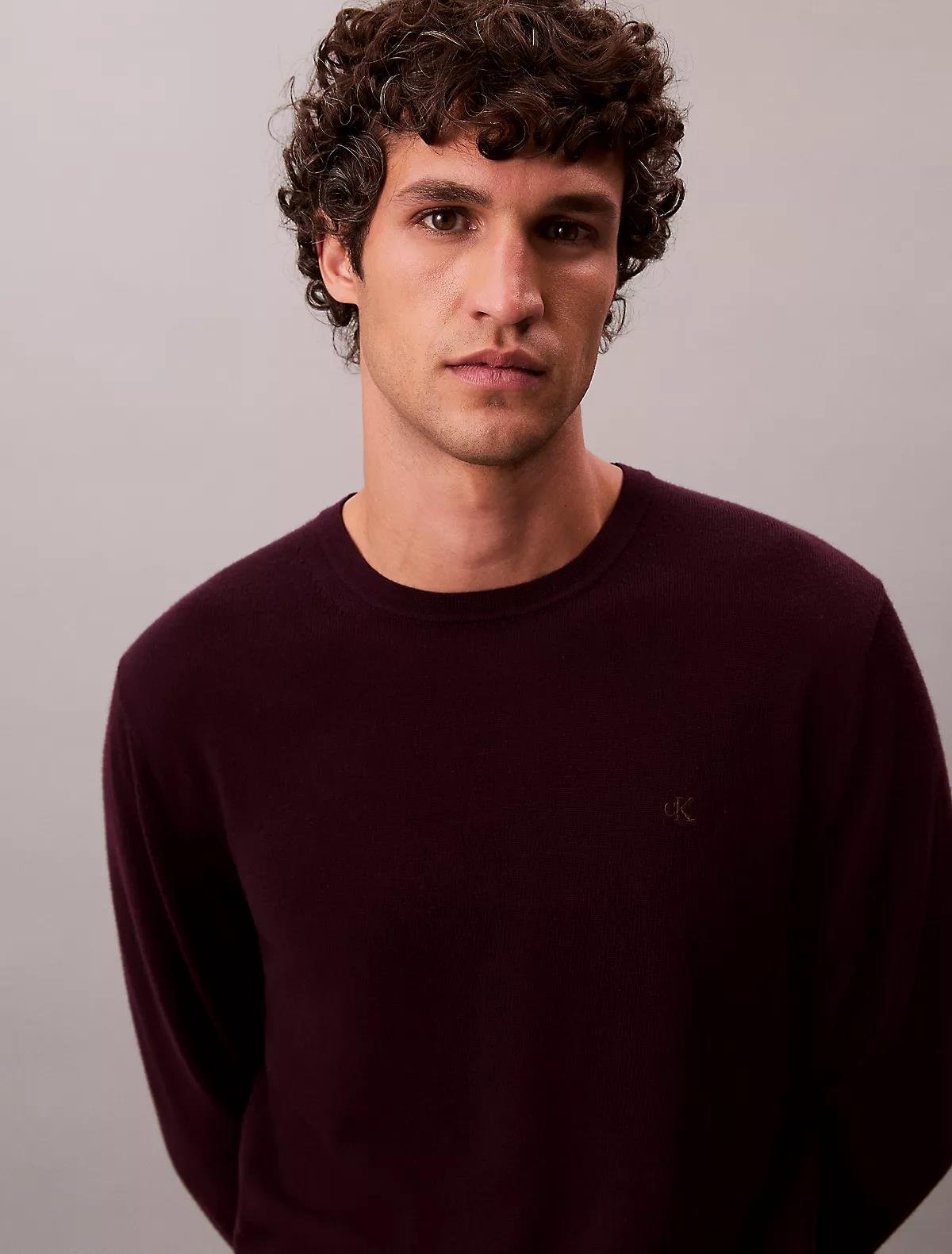 Calvin Klein Calvin Klein Erkek %100 Yün Normal Kalıp Ribanalı Yuvarlak Yaka Ck Logo Kabartmalı Uzun Kollu Örme Bordo Kazak LV04LB305G-GR9