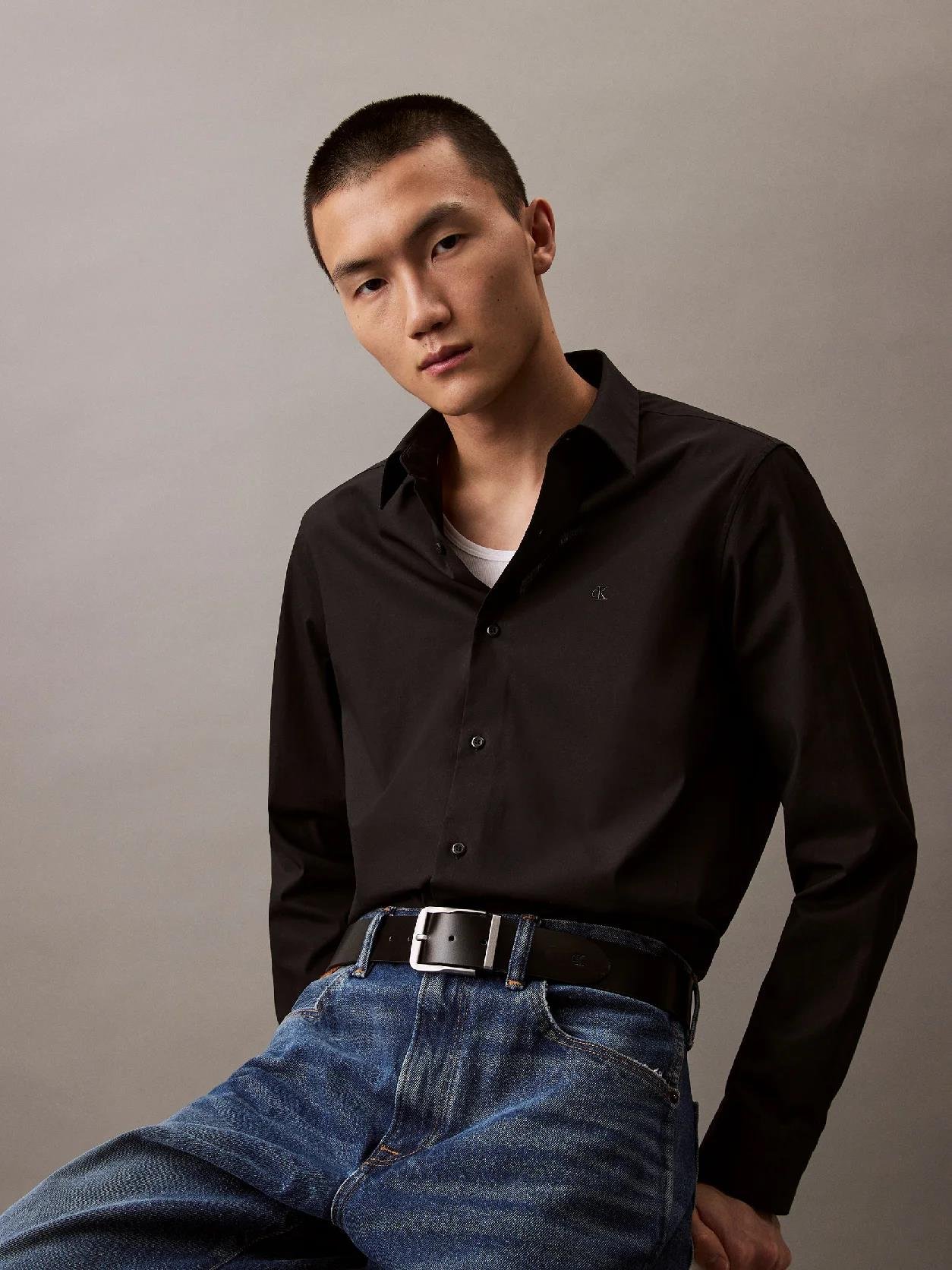 Calvin Klein Calvin Klein Erkek Klasik Kesim Pamuklu Uzun Kollu Siyah Gömlek LV04LB148G-UB1