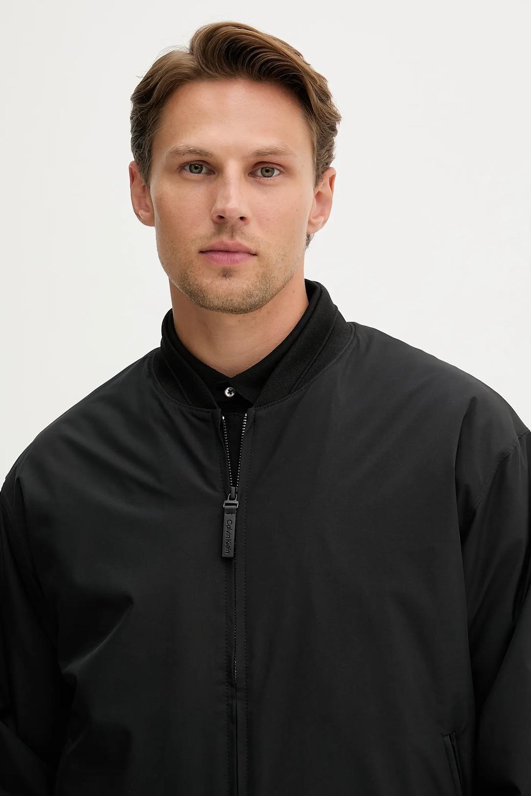 Calvin Klein Calvin Klein Erkek Normal Kalıp Fermuarlı Su Geçirmez Bomber Siyah Ceket LV04LC513G-UB1