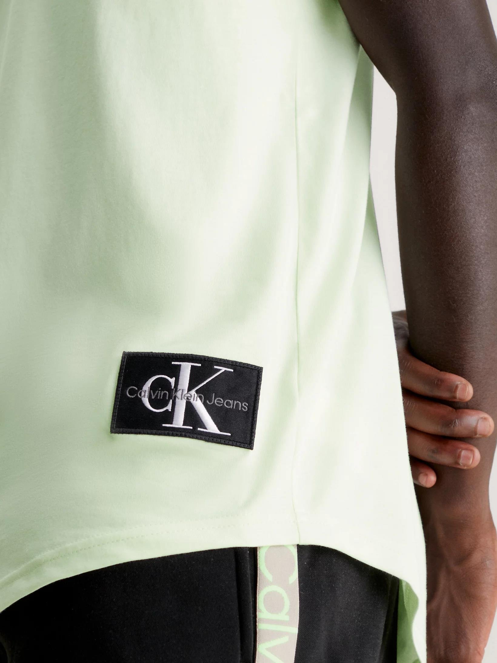 Calvin Klein Calvin Kleın Erkek Pamuklu Kısa Kollu Yuvarlak Yaka Yeşil1 T-Shirt J30J323482-LCE