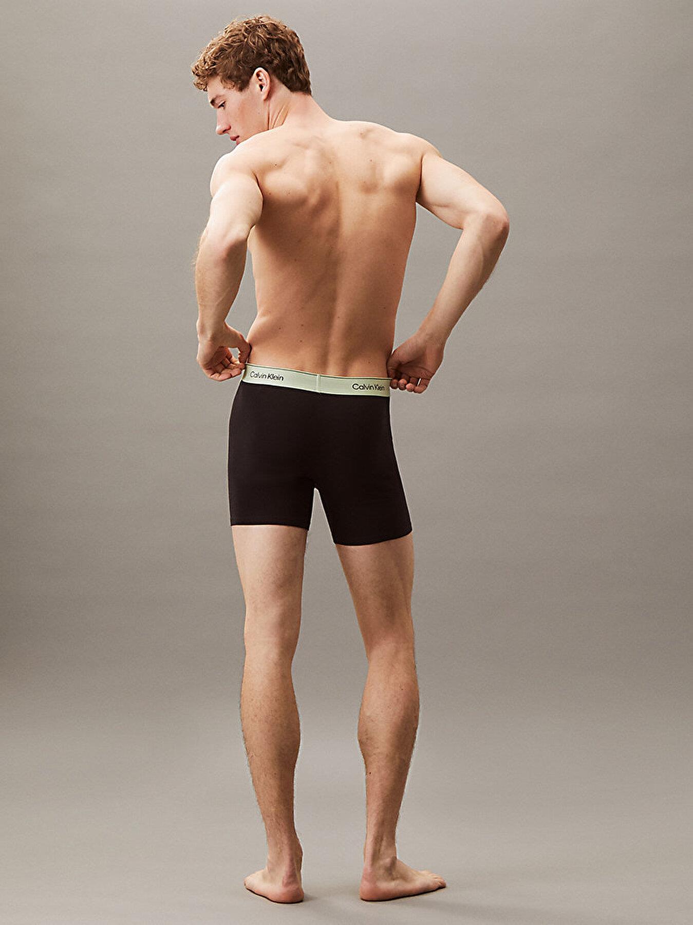 Calvin Klein Calvin Klein Erkek Pamuklu Beli Lastikli Slim Fit 3'lü Paket Siyah Boxer LV00NB4394-VRB