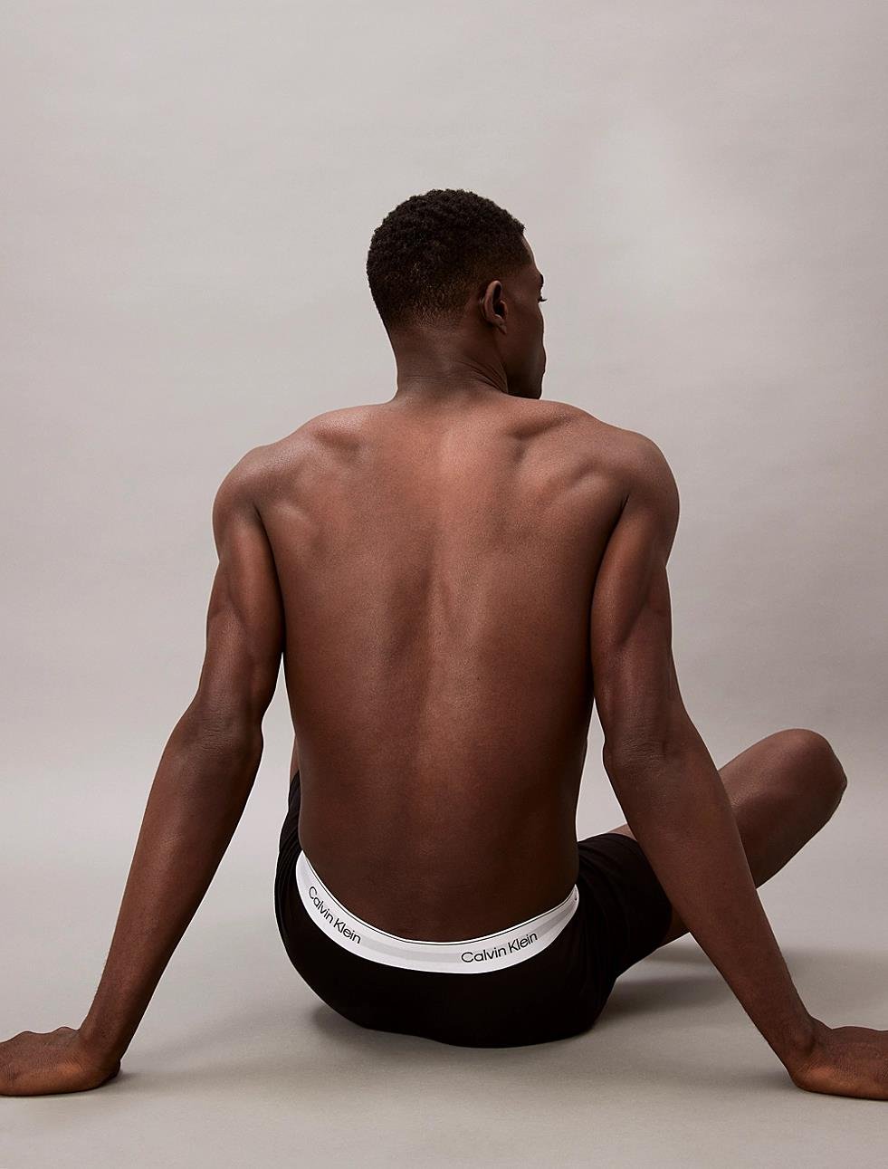 Calvin Klein Calvin Klein Erkek Pamuklu Normal Kalıp Logolu Elastik Bel Bantlı 3'lü Siyah Boxer LV00NB4286-UB1