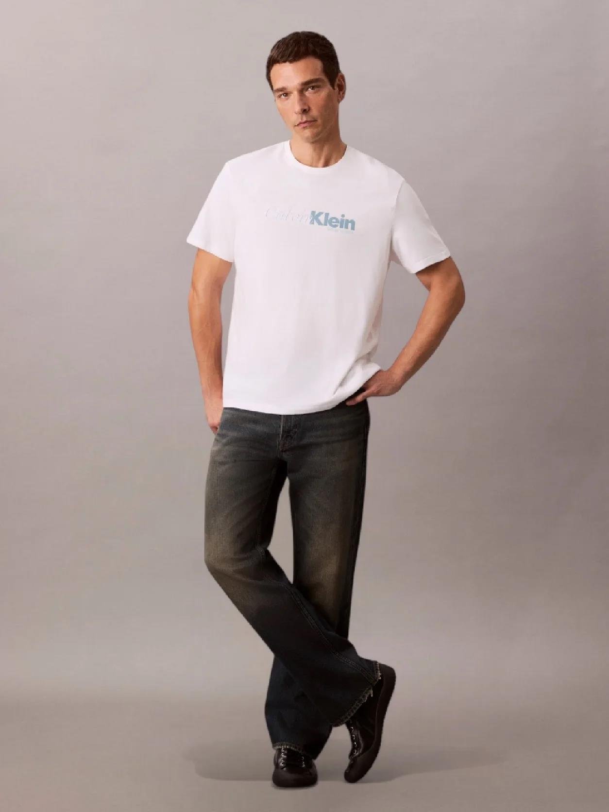 Calvin Klein Calvin Klein Erkek Rahat Kalıp %100 Pamuklu Logo Baskılı Kısa Kollu Beyaz T-Shirt LV04RD822G-YAA