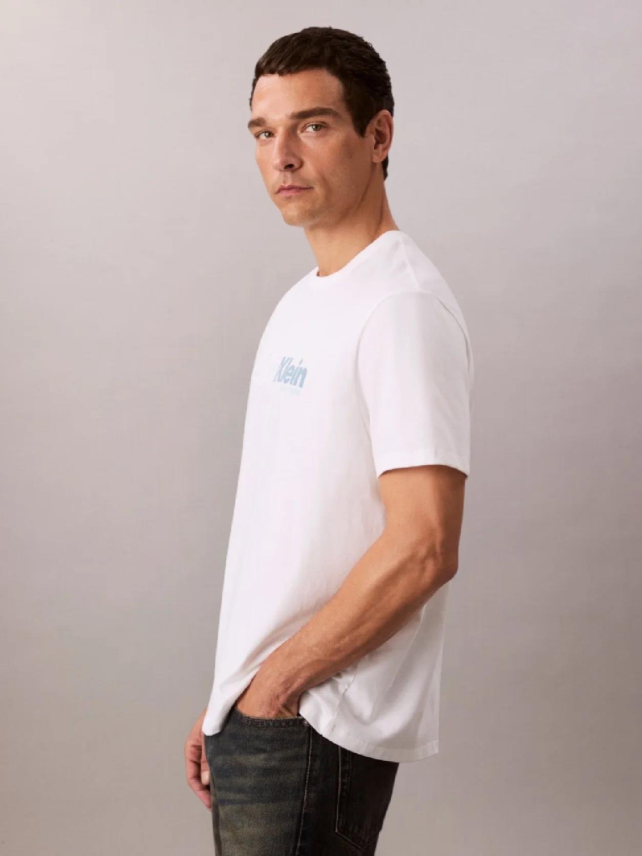 Calvin Klein Calvin Klein Erkek Rahat Kalıp %100 Pamuklu Logo Baskılı Kısa Kollu Beyaz T-Shirt LV04RD822G-YAA