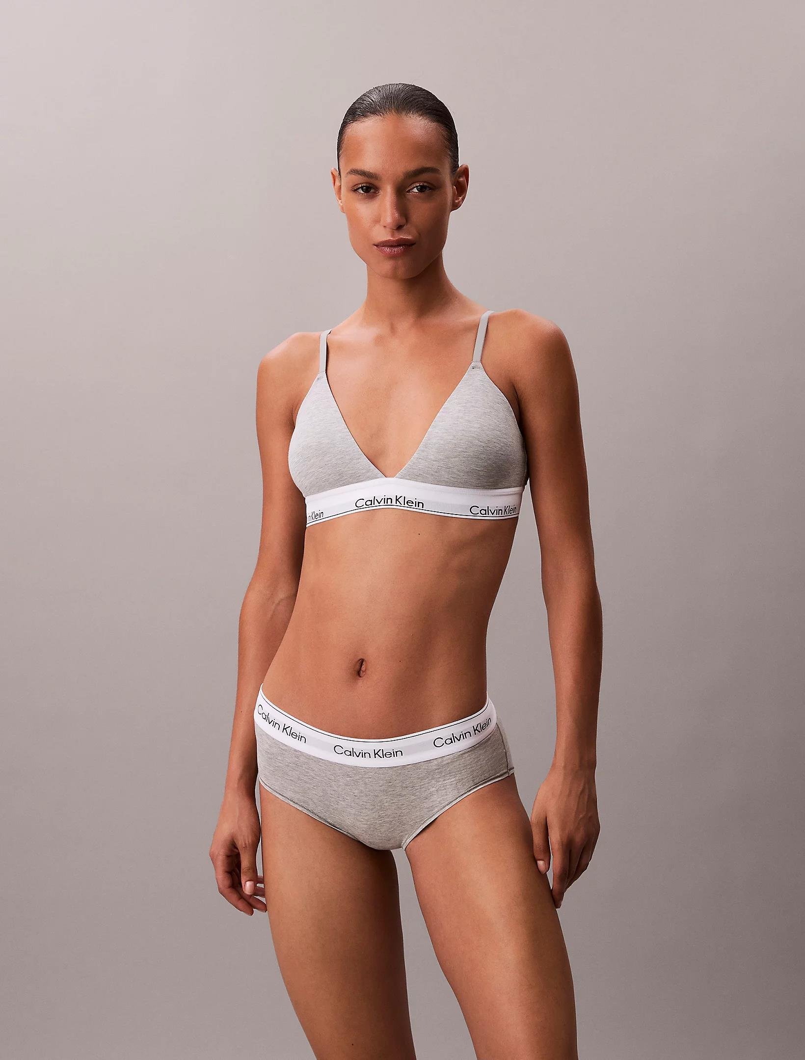 Calvin Klein Calvin Klein Kadın Lastik Marka Yazı Detay İnce Askı V Derin Yaka Gri Sütyen LV00QF8498-P7A