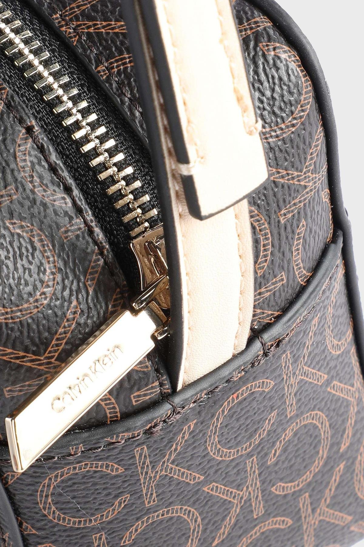 Calvin Klein Calvin Kleın Kadın Logo Baskılı Çapraz Kahverengi Çanta K60K610294-0HD