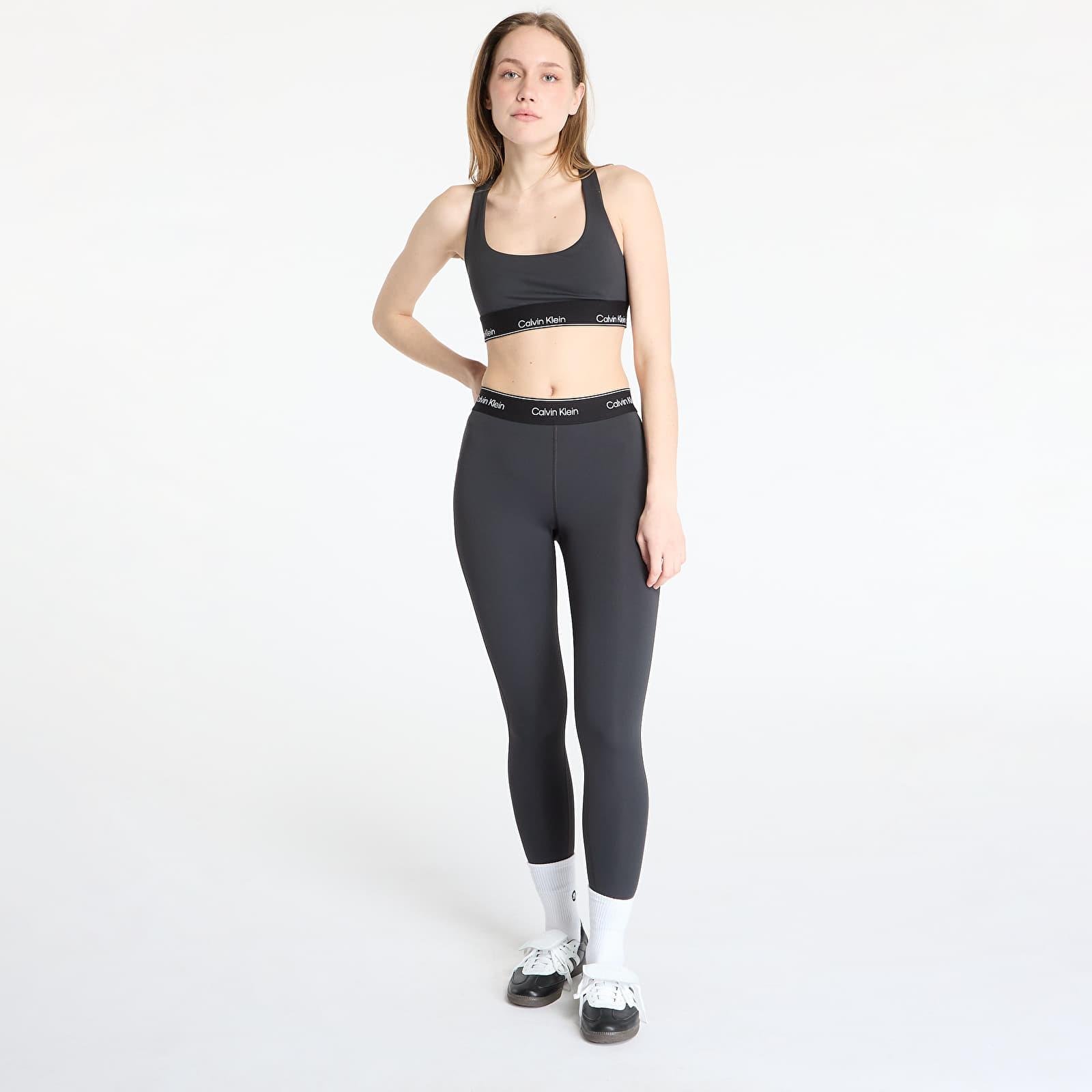 Calvin Klein Calvin Klein Kadın Slim Fit Yuvarlak Yaka Beli Elastik Bantlı Siyah Spor Sütyen LVGWS5K138-UB1