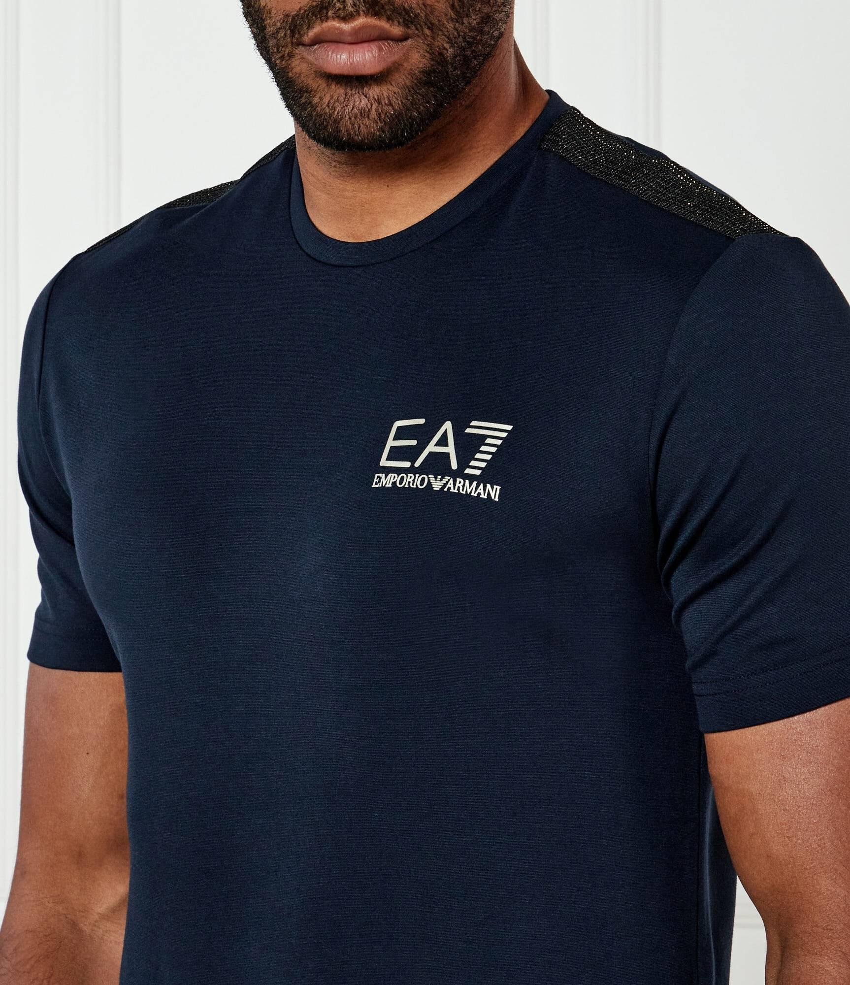 Ea7 Ea7 Erkek Kısa Kollu Dar Kesim Kısa Kollu Gold Logo Detaylı Mavi T-Shirt 7M000299 AF13739-UB102