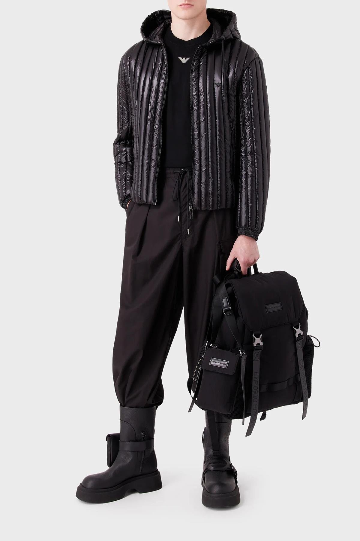 Emporio Armani Emporıo Armani Erkek Kapşonlu Yaka Marka Detaylı Fermuarlı Şişme Siyah Mont 6R1B79 1NKZZ-0999