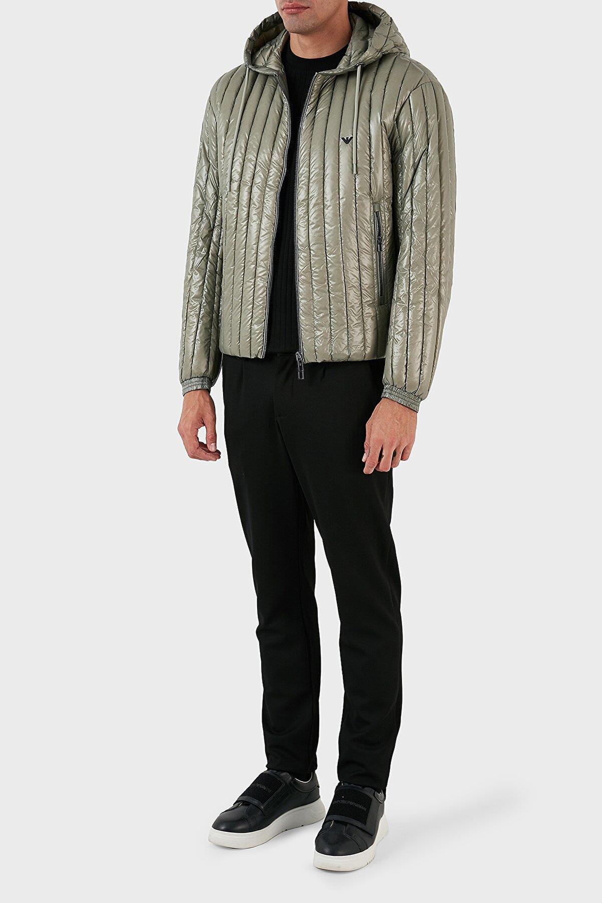 Emporio Armani Emporıo Armani Erkek Kapşonlu Yaka Marka Detaylı Fermuarlı Şişme Yeşil2 Mont 6R1B79 1NKZZ-0606