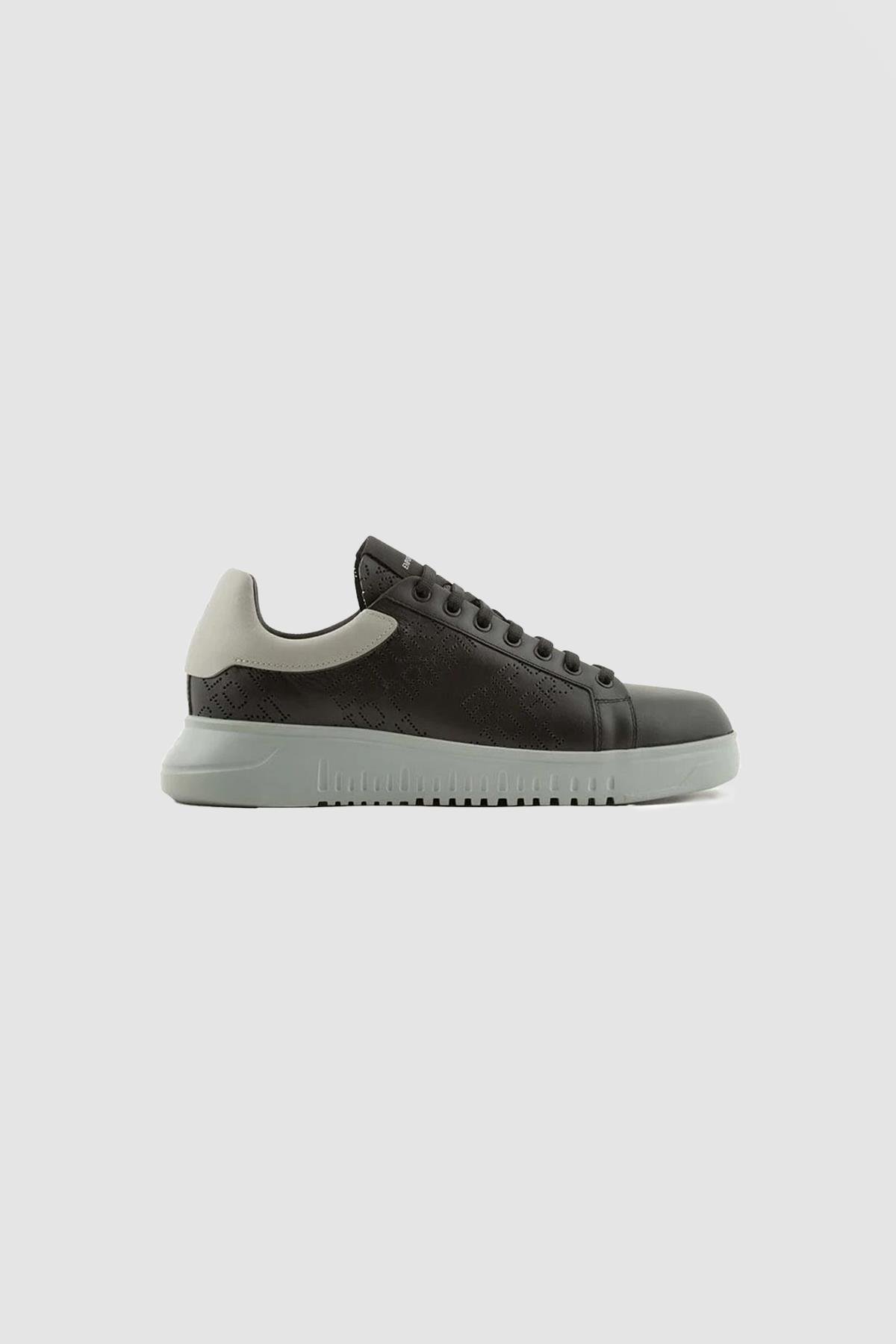 Emporio Armani Emporıo Armani Erkek Marka Logolu Bağcıklı Kaydırmaz Tabanlı Günlük Siyah Sneaker X4X635 XN889-R625