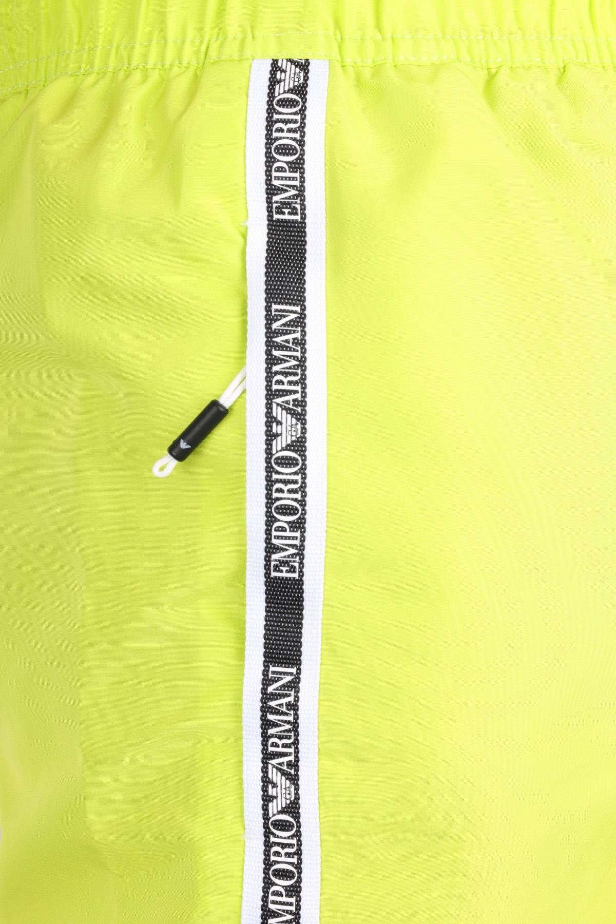 EMPORIO ARMANI Emporıo Armani Erkek Normal Bel Kısa Boy Yandan Şerit Marka Yazı Desen Bağlamalı Yeşil Mayo EM001382 AF12333-U7084