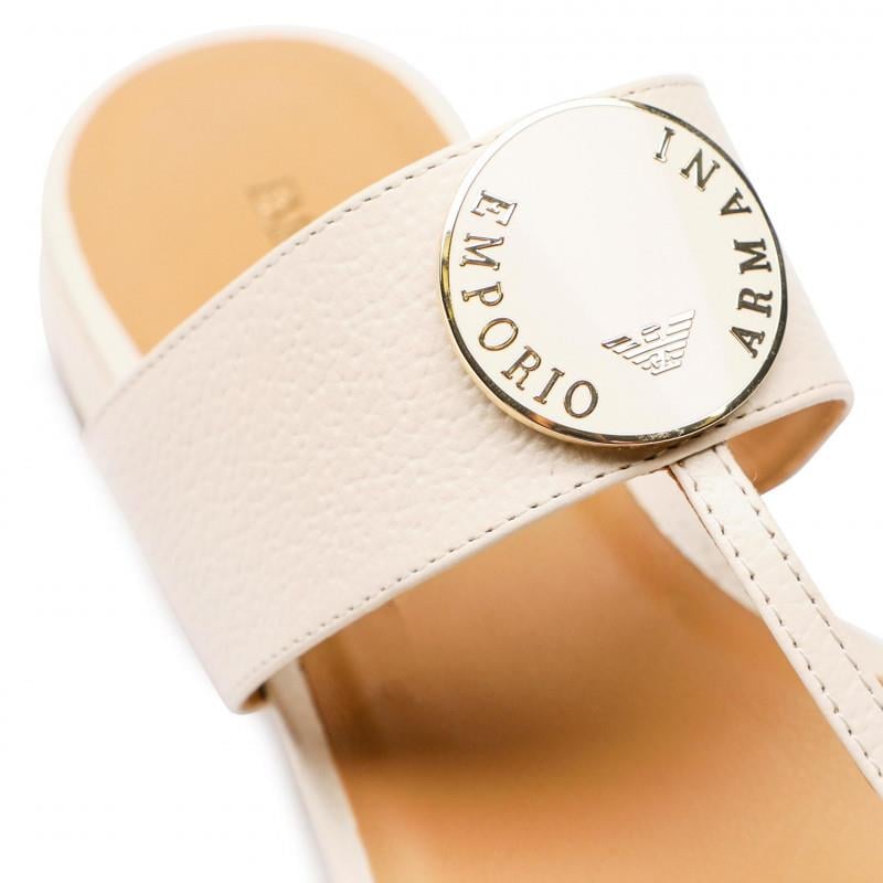 Emporio Armani Emporıo Armani Kadın İnce Tabanlı Parmak Arası Bej Sandalet X3Q078 XF636-BEJ