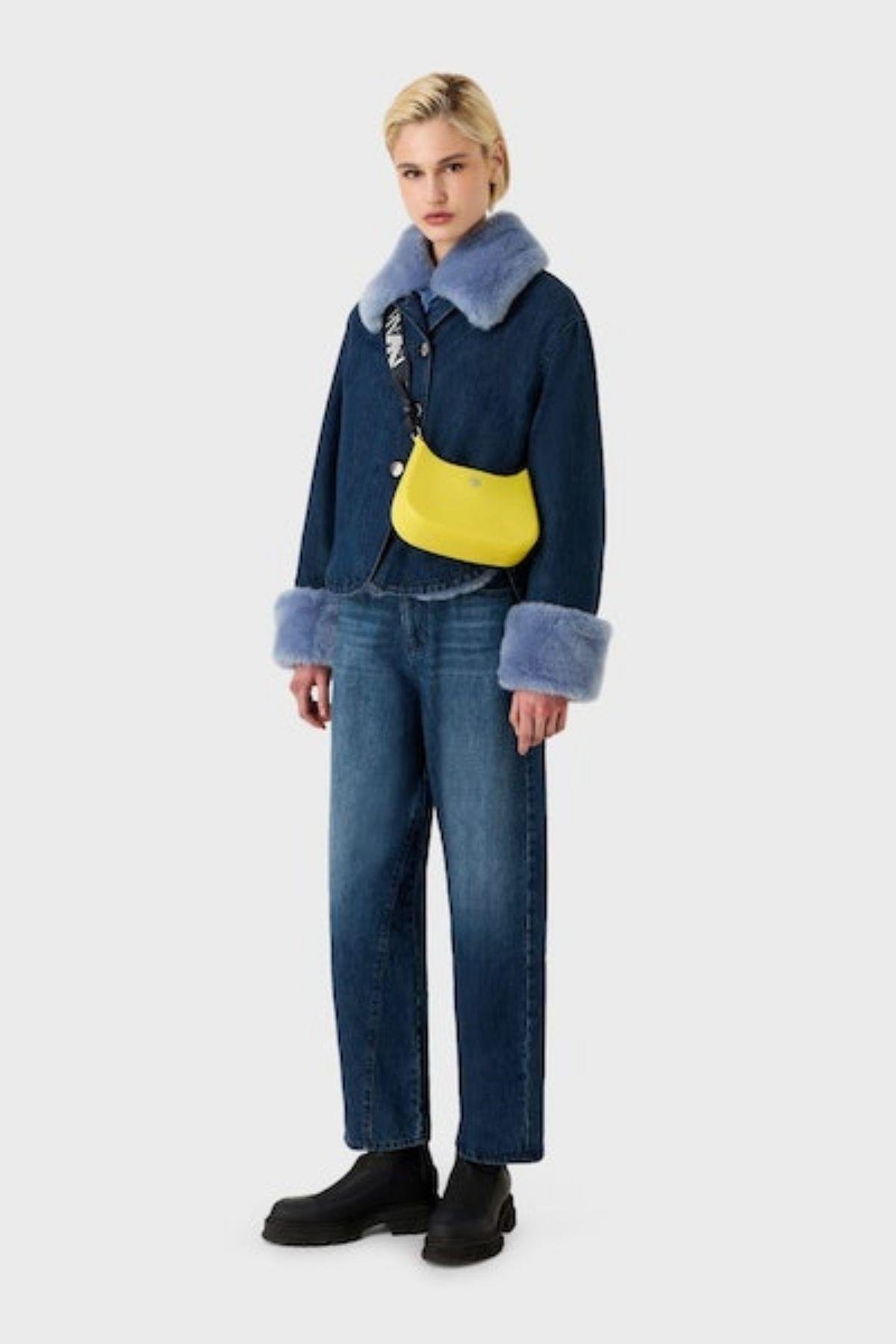 Emporio Armani Emporıo Armani Kadın Manyetik Detaylı Logolu Günlük Kullanım Sarı Omuz Çantası Y3H329 YWI7E-80632