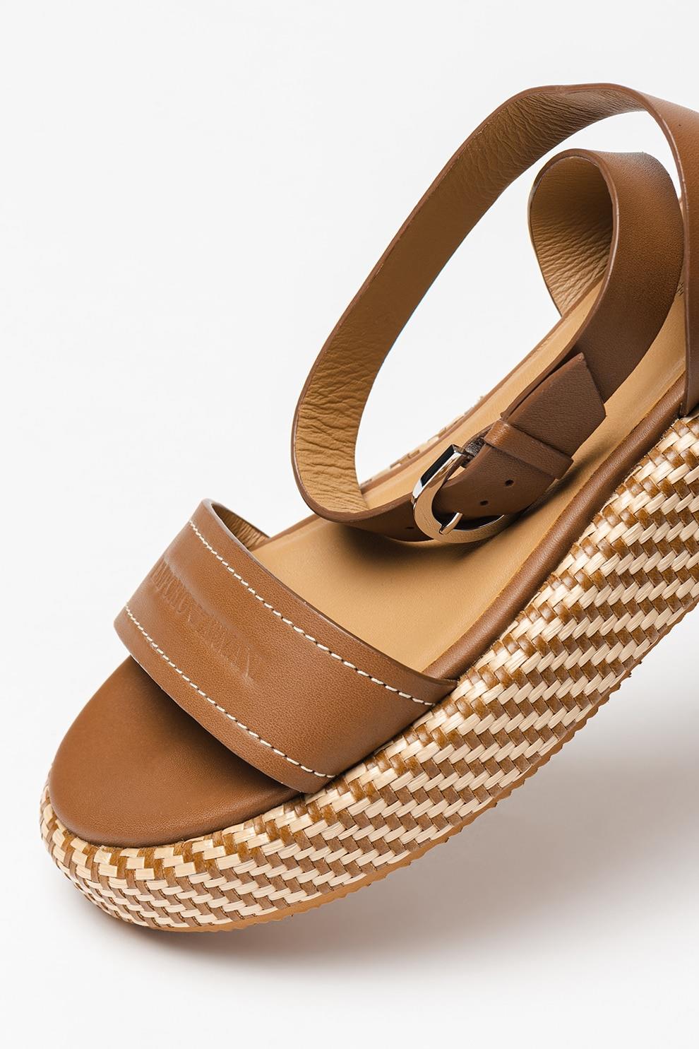Emporio Armani Emporıo Armani Kadın Normal Taban Bantlı Bagcığı Tokalı Kahverengi Sandalet X3P784 XN268-R173