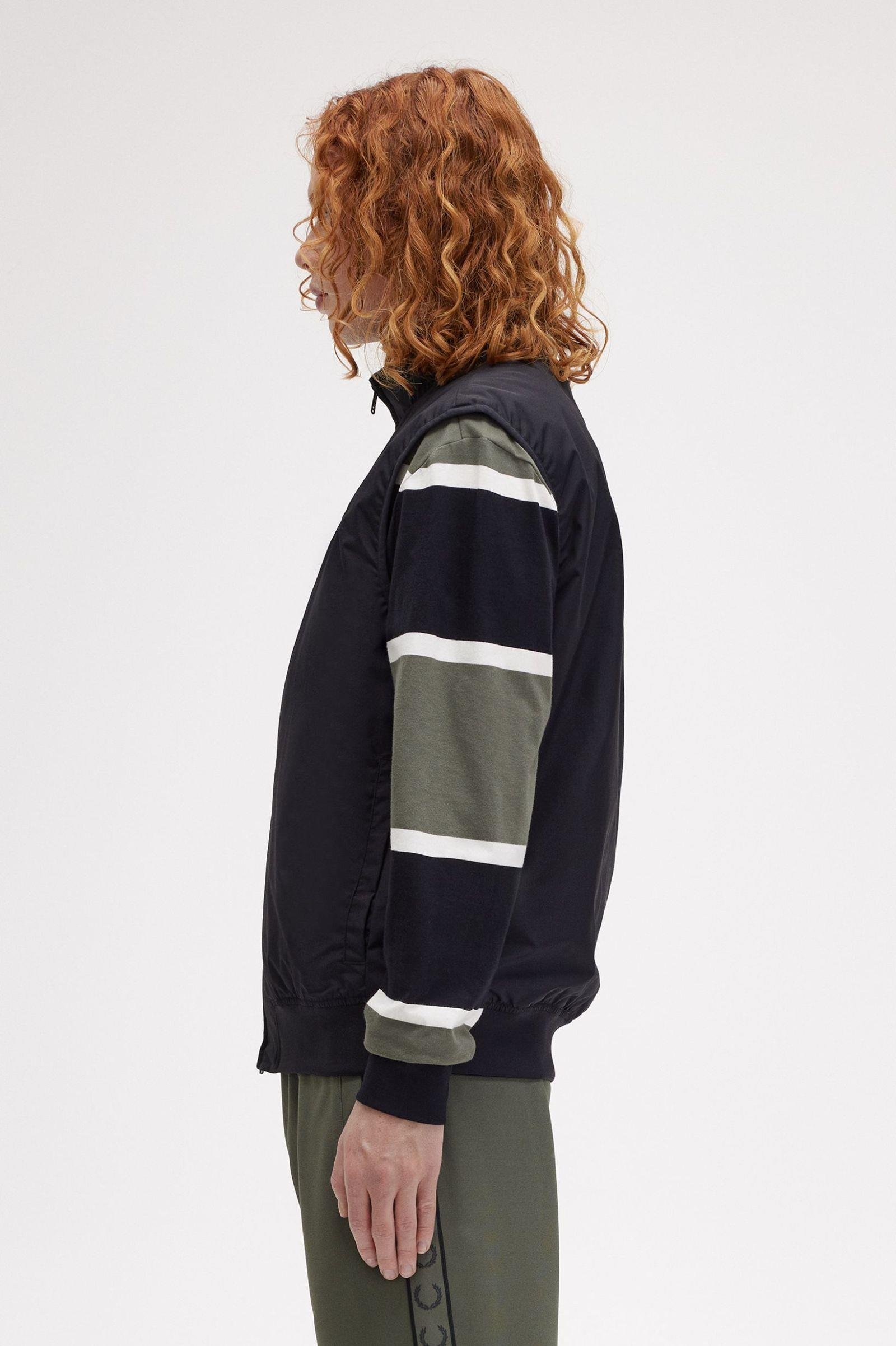 Fred Perry Fred Perry Erkek Dik Yaka Fermuar Kapamalı Kolsuz Siyah Yelek J8500-102