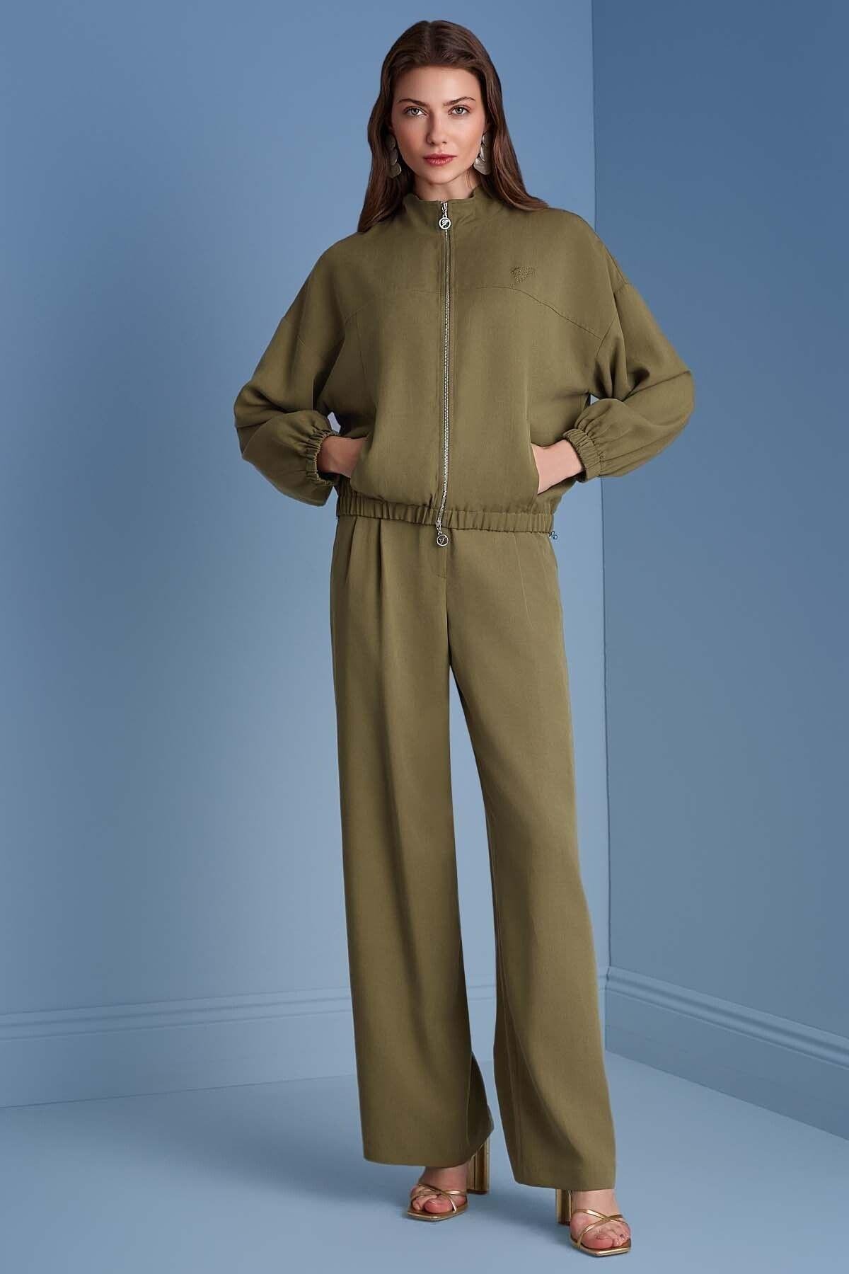 Guitar Guıtar Kadın Normal Kesim Beli ve Kolları Lasitkli Dik Yaka Uzun Kollu Haki Ceket 25076-JACKET-22
