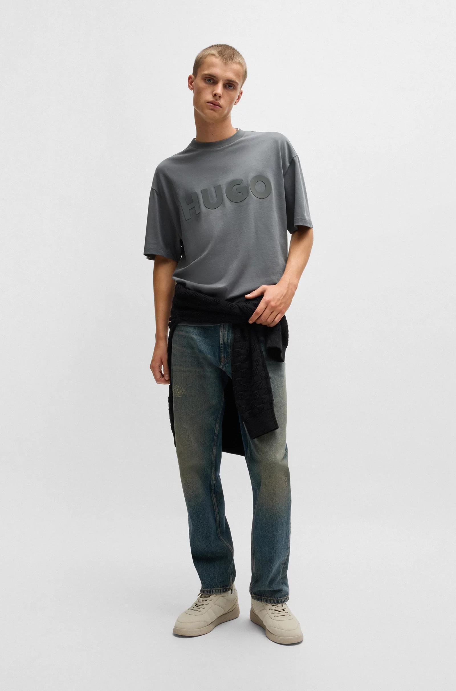 HUGO HUGO Erkek Oversize Büyük Logo İşlemeli Pamuklu Yuvarlak Yaka Kısa Kollu Antrasit T-Shirt 50525765-086
