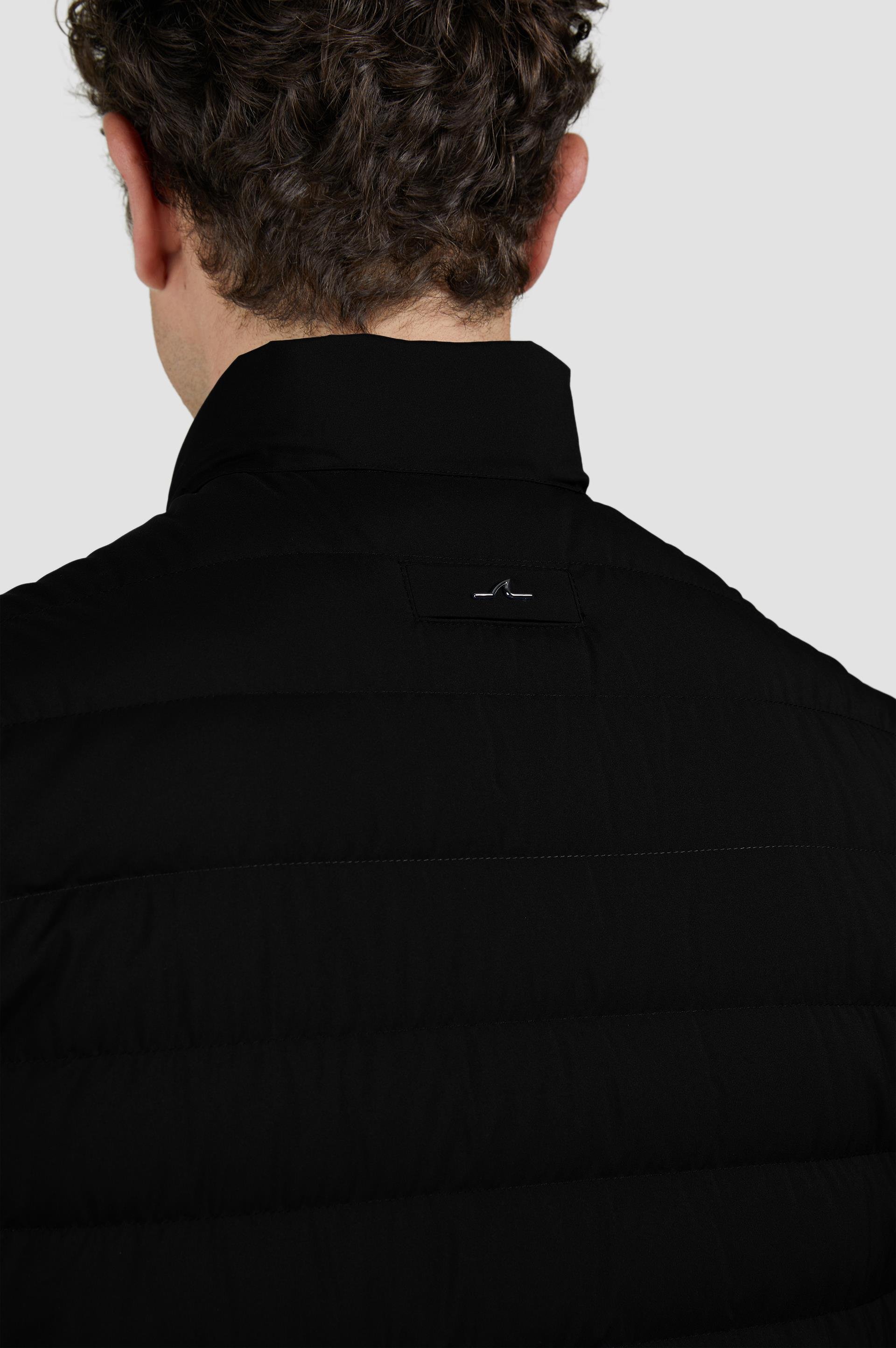 Paul Shark Paul Shark Erkek Kapitoneli Regular Fit Dik Yaka Kolsuz Siyah Yelek 25412630-011